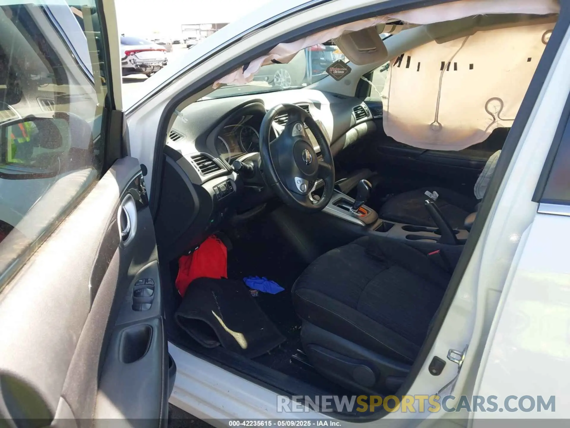 5 Photograph of a damaged car 3N1AB7AP9KY405269 NISSAN SENTRA 2019