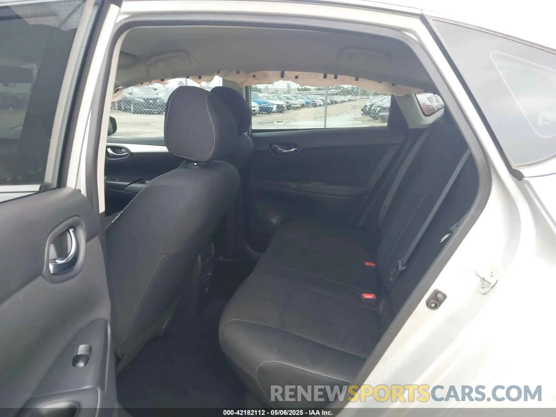 8 Photograph of a damaged car 3N1AB7AP9KY406812 NISSAN SENTRA 2019