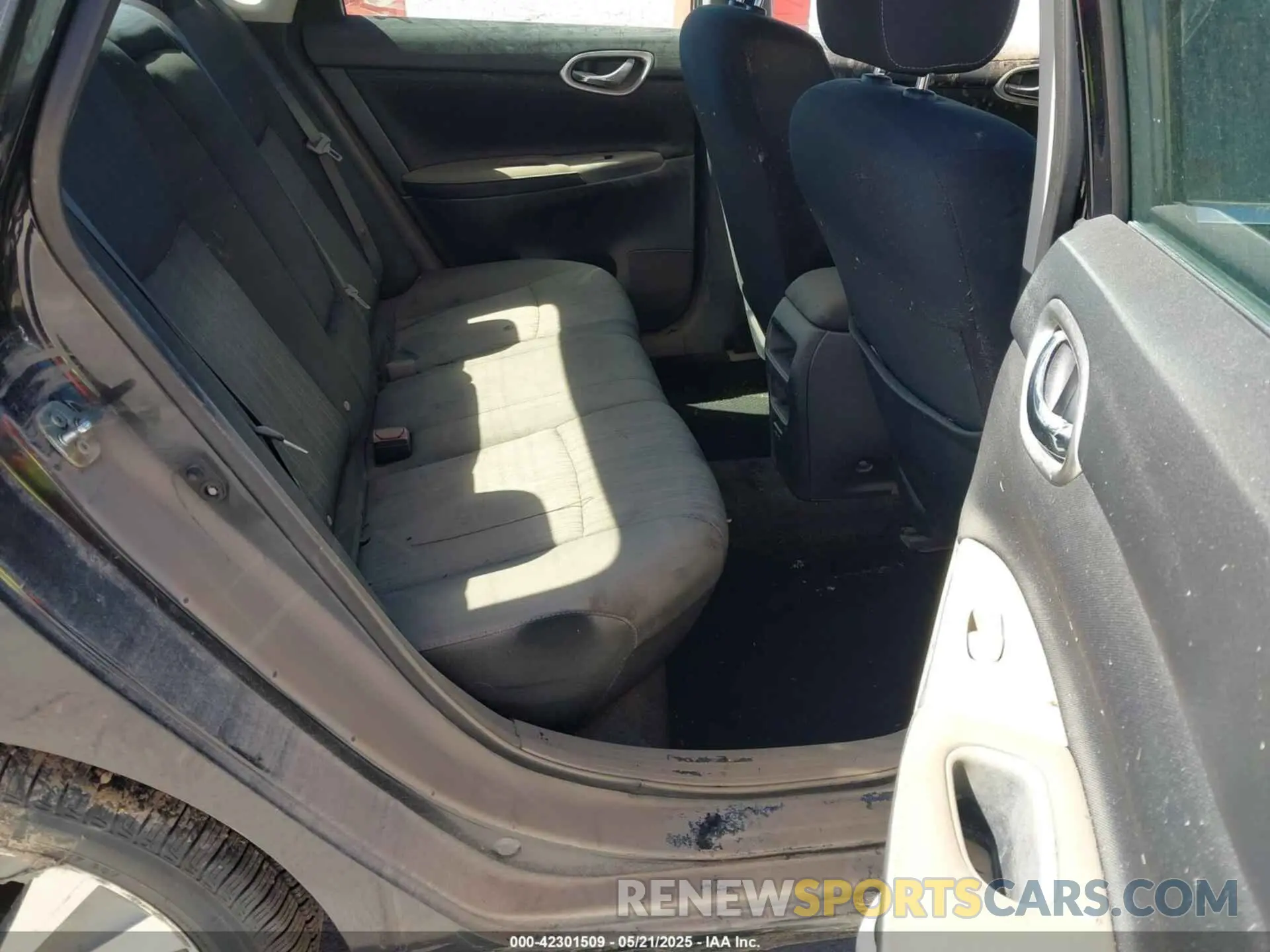 8 Photograph of a damaged car 3N1AB7AP9KY426459 NISSAN SENTRA 2019