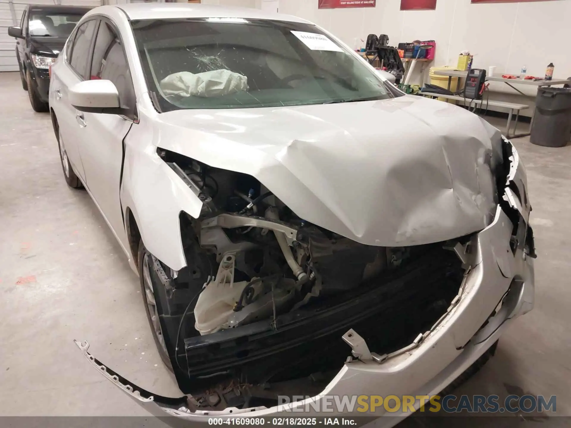 18 Photograph of a damaged car 3N1AB7AP9KY427322 NISSAN SENTRA 2019