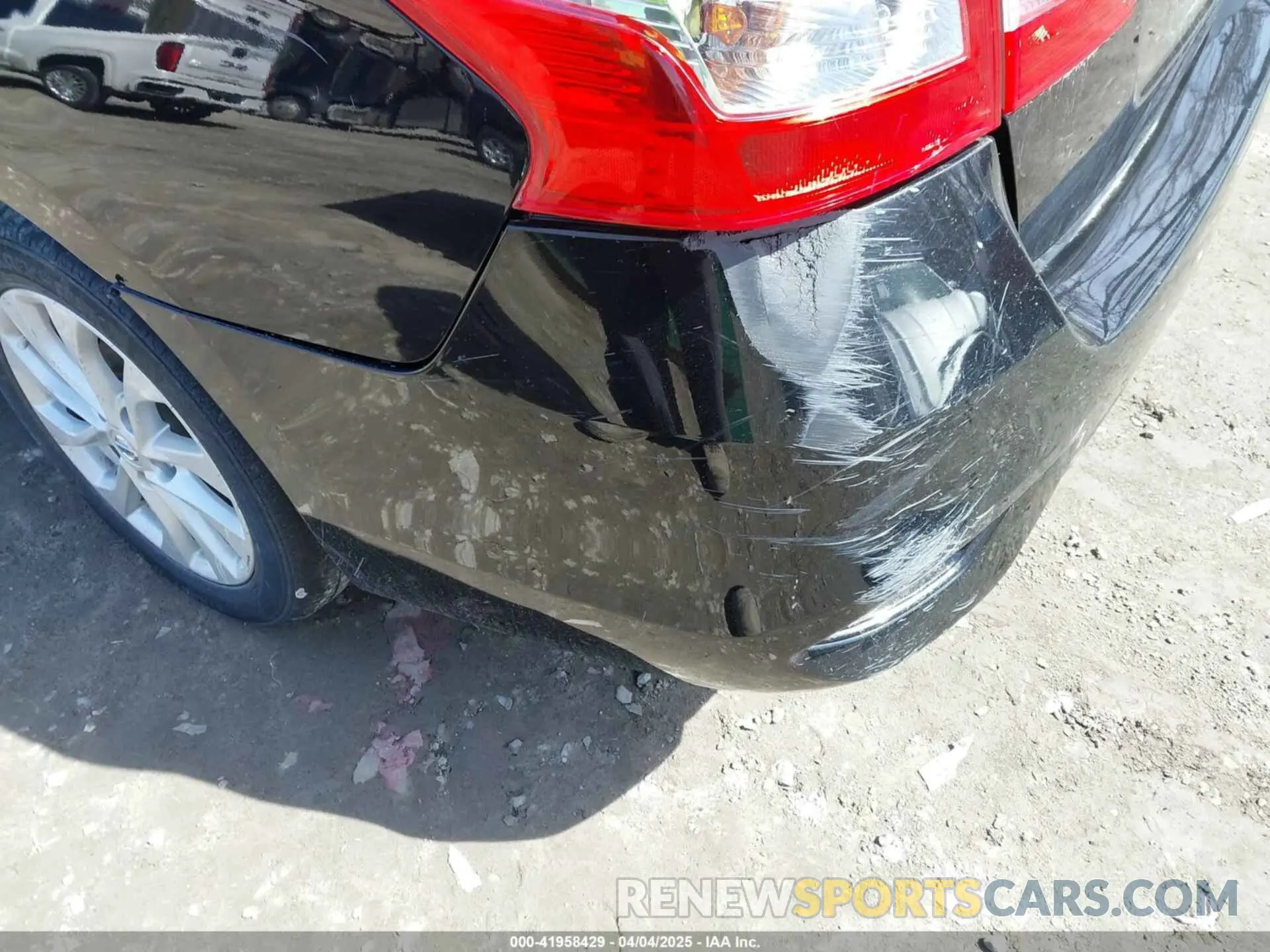 17 Photograph of a damaged car 3N1AB7AP9KY427465 NISSAN SENTRA 2019