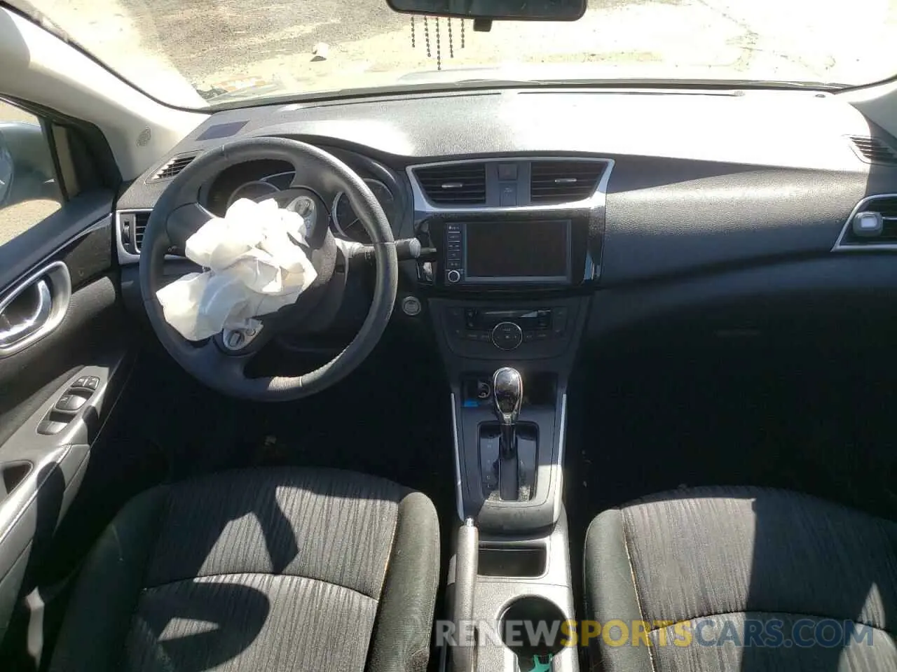 8 Photograph of a damaged car 3N1AB7AP9KY442984 NISSAN SENTRA 2019