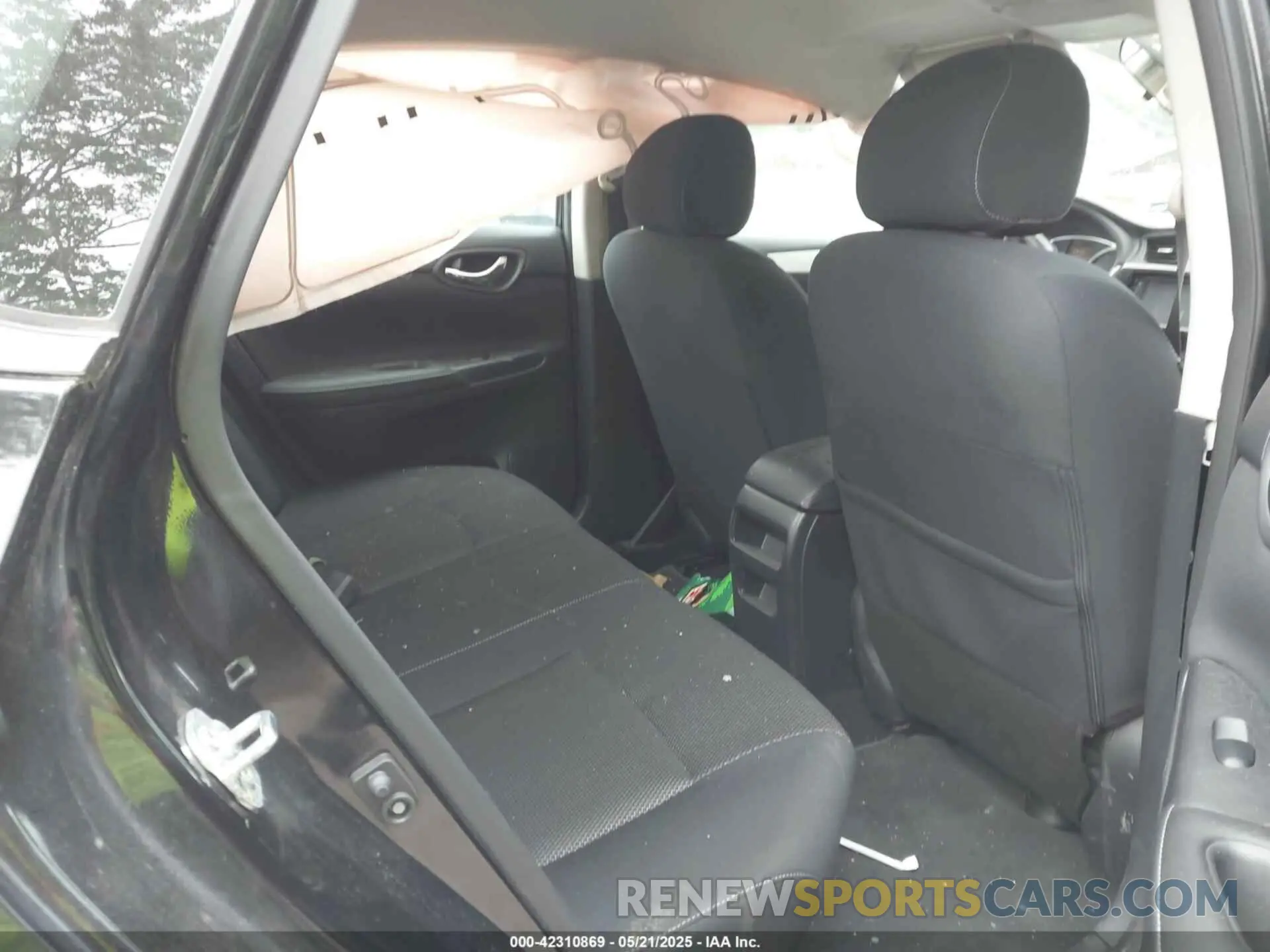 8 Photograph of a damaged car 3N1AB7AP9KY453483 NISSAN SENTRA 2019