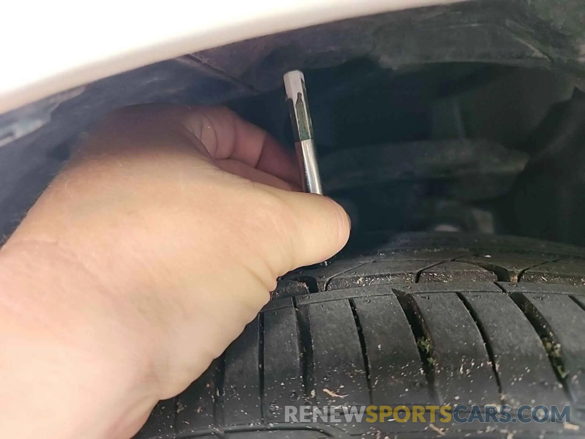 17 Photograph of a damaged car 3N1AB7AP9KY456965 NISSAN SENTRA 2019