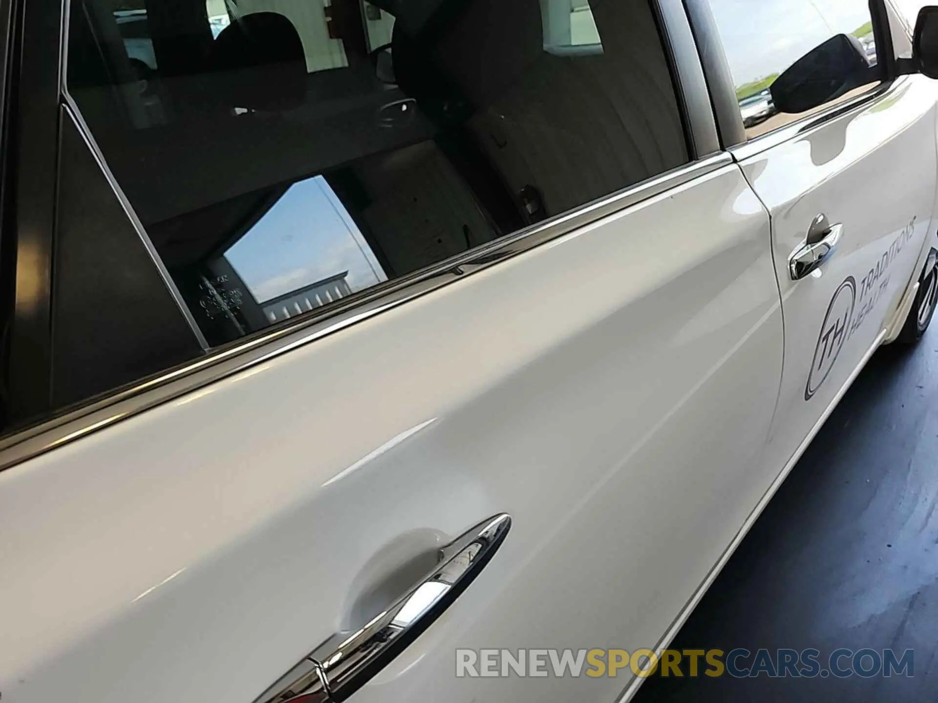 21 Photograph of a damaged car 3N1AB7AP9KY456965 NISSAN SENTRA 2019