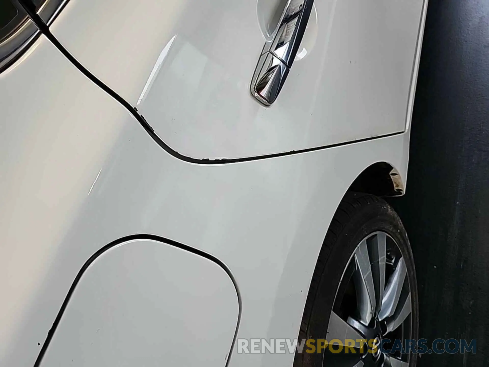 29 Photograph of a damaged car 3N1AB7AP9KY456965 NISSAN SENTRA 2019