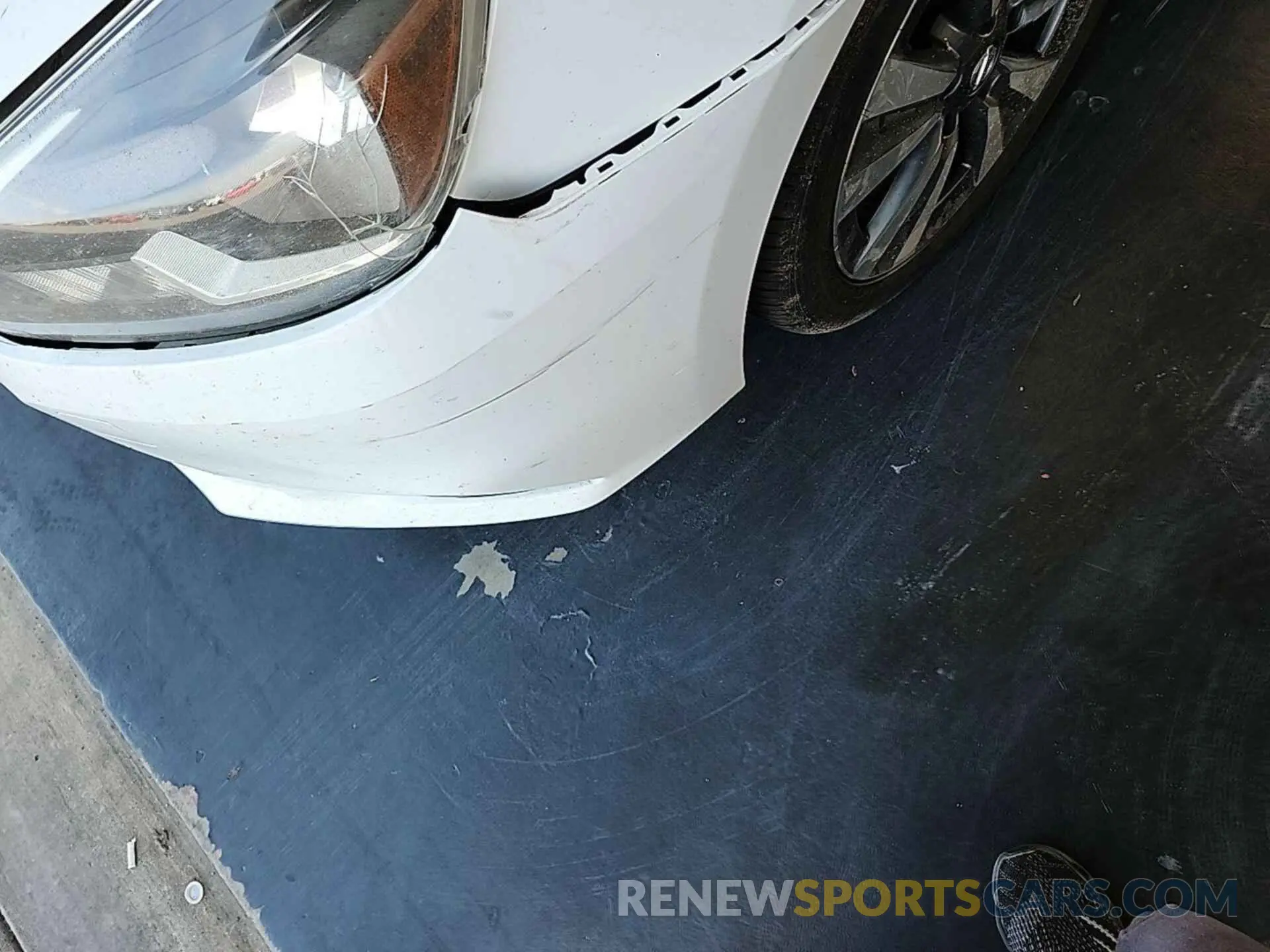 8 Photograph of a damaged car 3N1AB7AP9KY456965 NISSAN SENTRA 2019