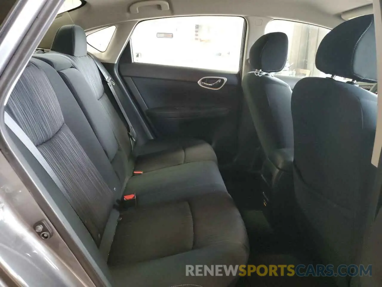 10 Photograph of a damaged car 3N1AB7AP9KY457680 NISSAN SENTRA 2019