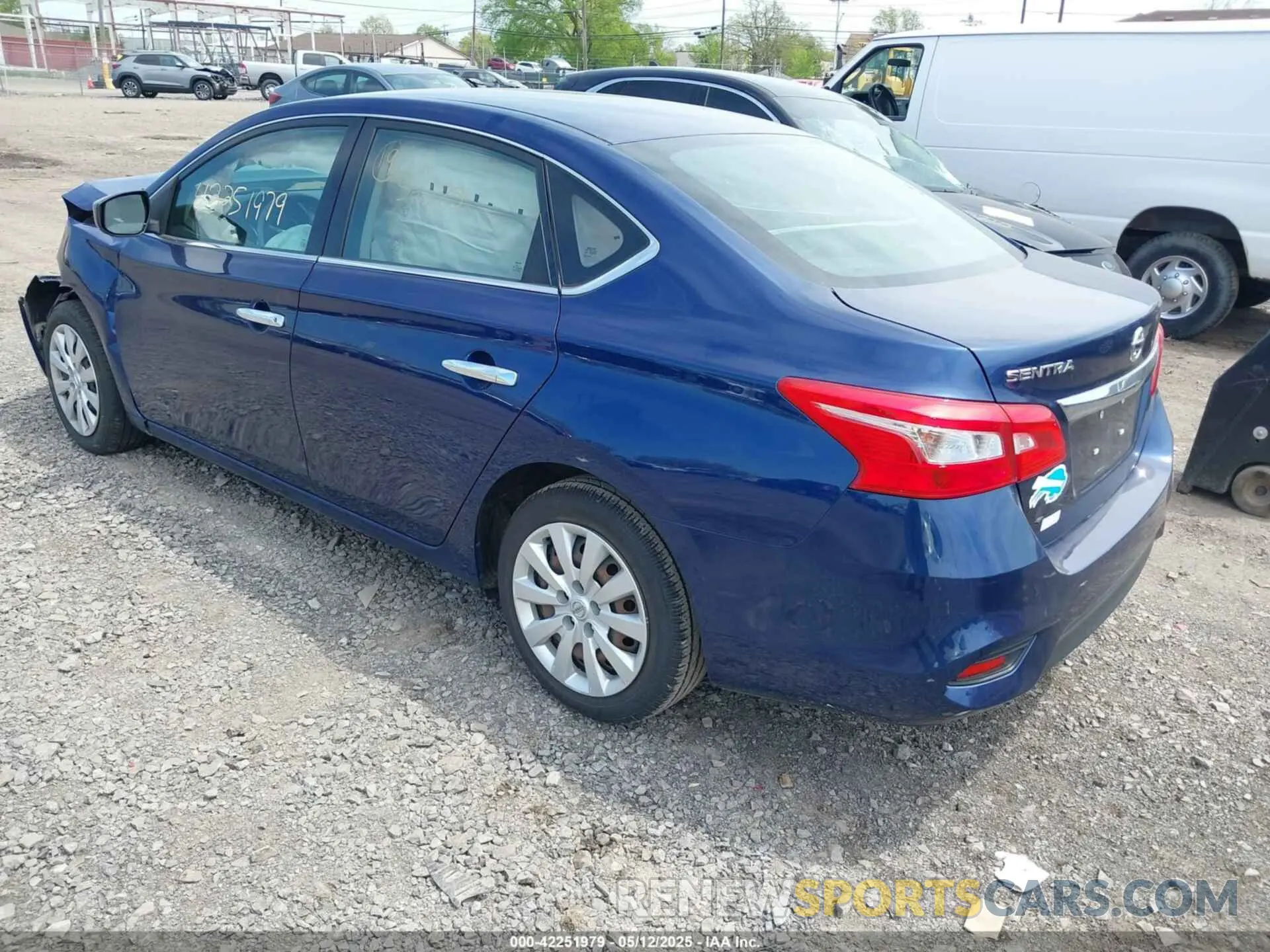 3 Photograph of a damaged car 3N1AB7APOKY367804 NISSAN SENTRA 2019