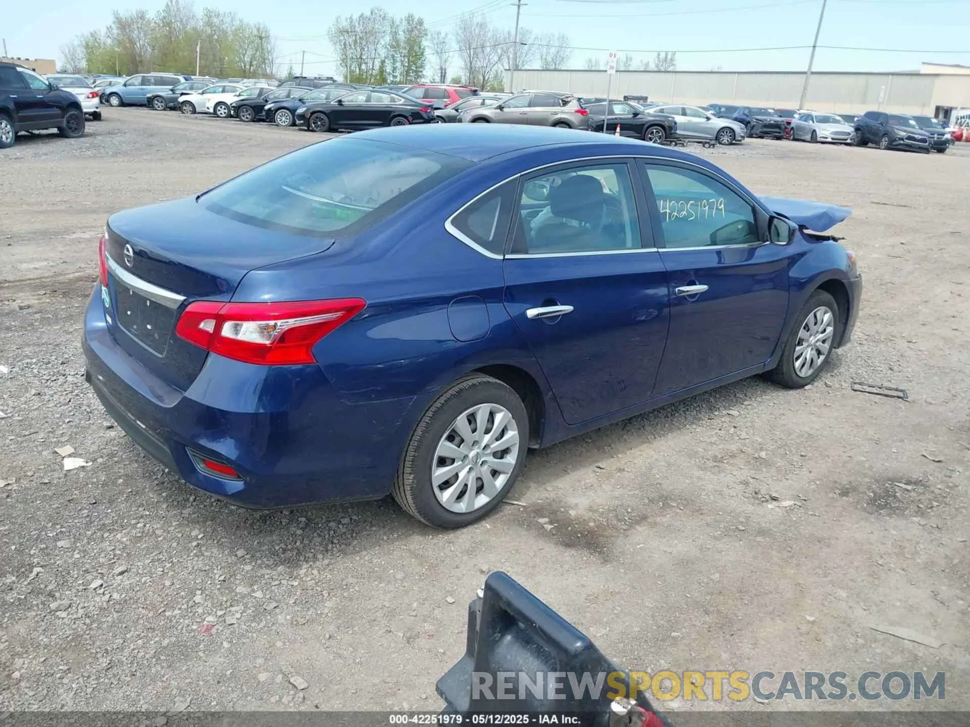 4 Photograph of a damaged car 3N1AB7APOKY367804 NISSAN SENTRA 2019