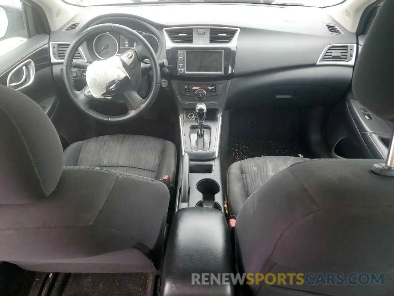 8 Photograph of a damaged car 3N1AB7APXKL611164 NISSAN SENTRA 2019