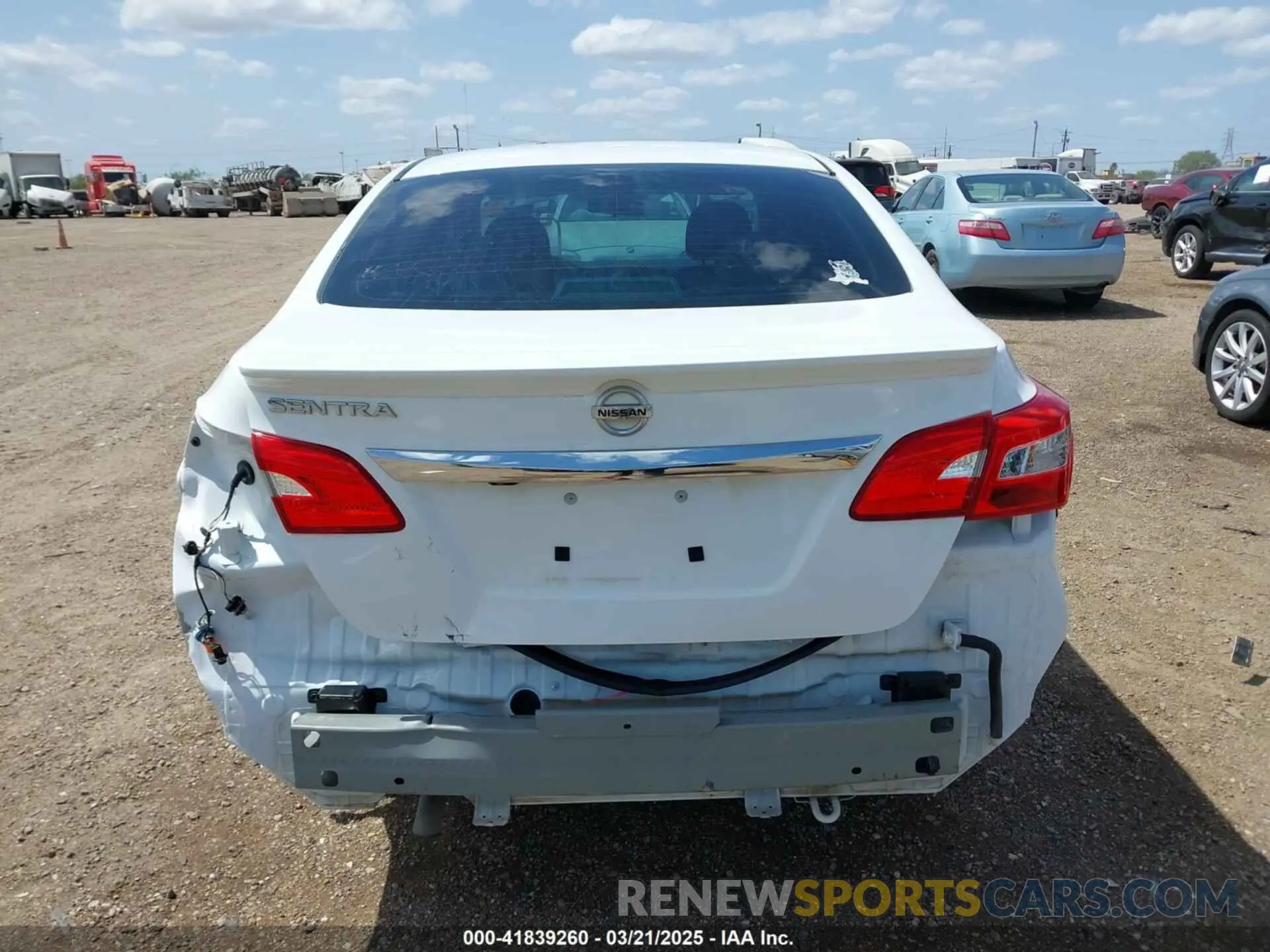 17 Photograph of a damaged car 3N1AB7APXKY212970 NISSAN SENTRA 2019