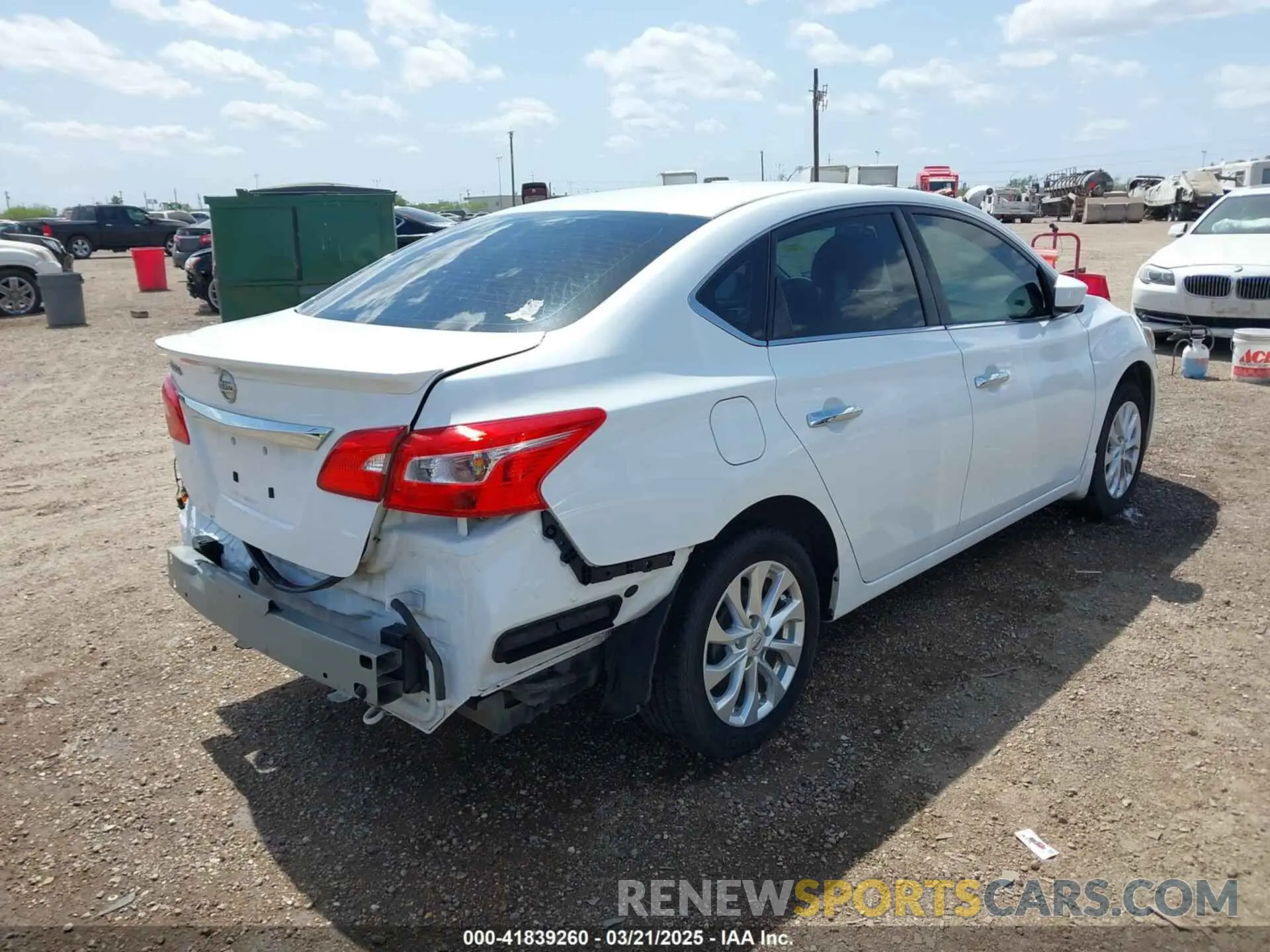 4 Photograph of a damaged car 3N1AB7APXKY212970 NISSAN SENTRA 2019