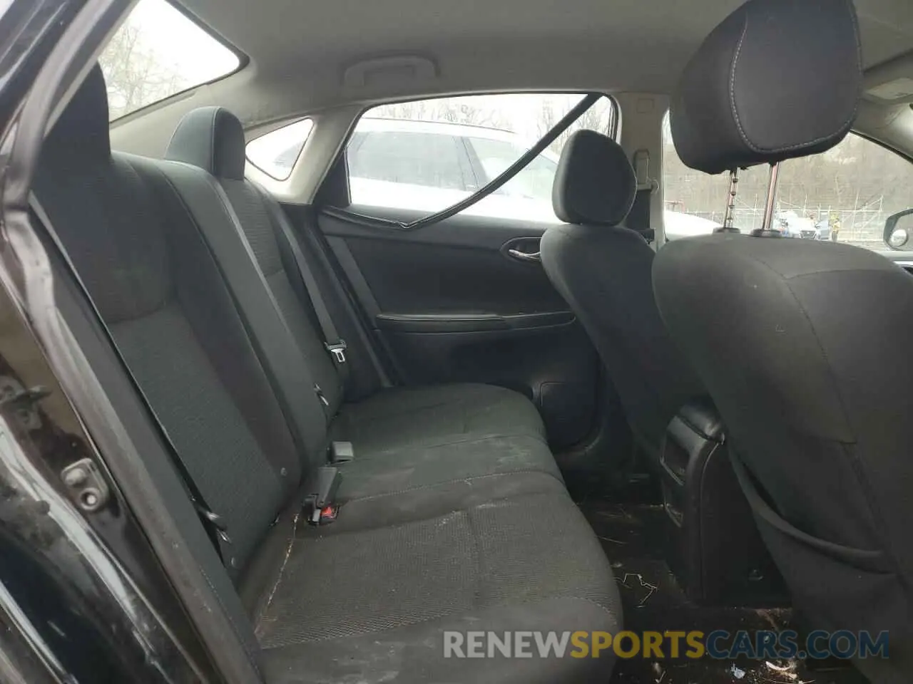 10 Photograph of a damaged car 3N1AB7APXKY218039 NISSAN SENTRA 2019