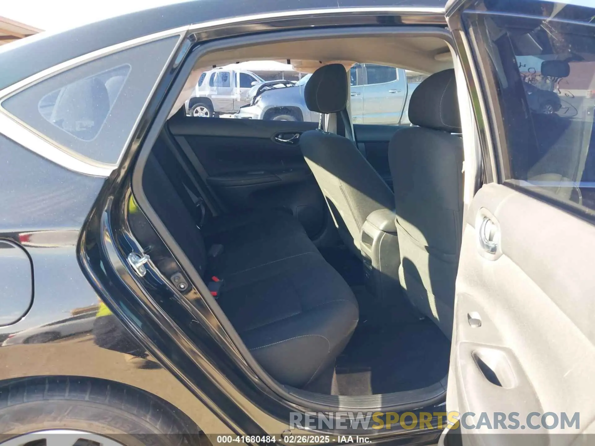 8 Photograph of a damaged car 3N1AB7APXKY239344 NISSAN SENTRA 2019