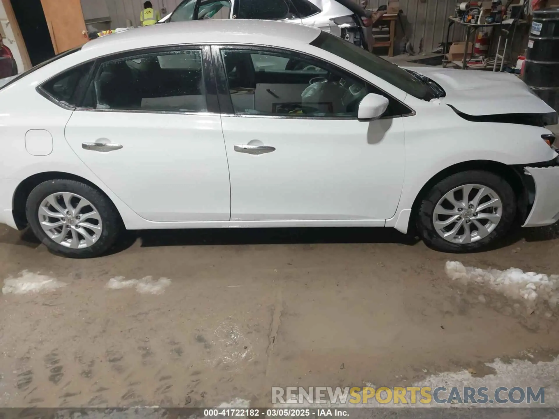 13 Photograph of a damaged car 3N1AB7APXKY240431 NISSAN SENTRA 2019