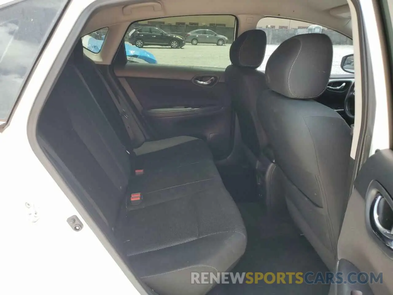 10 Photograph of a damaged car 3N1AB7APXKY240882 NISSAN SENTRA 2019