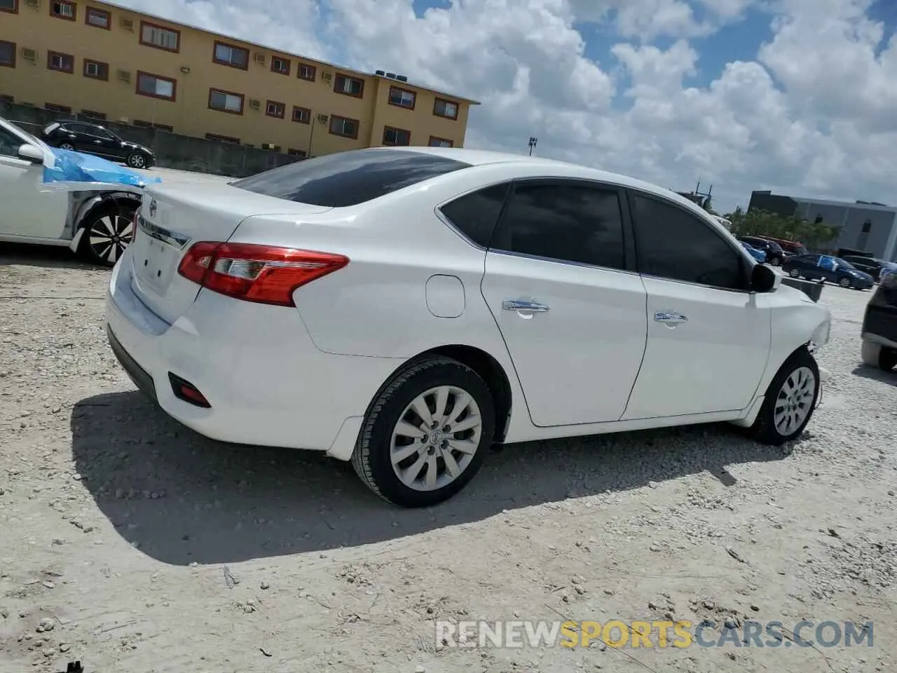3 Photograph of a damaged car 3N1AB7APXKY240882 NISSAN SENTRA 2019