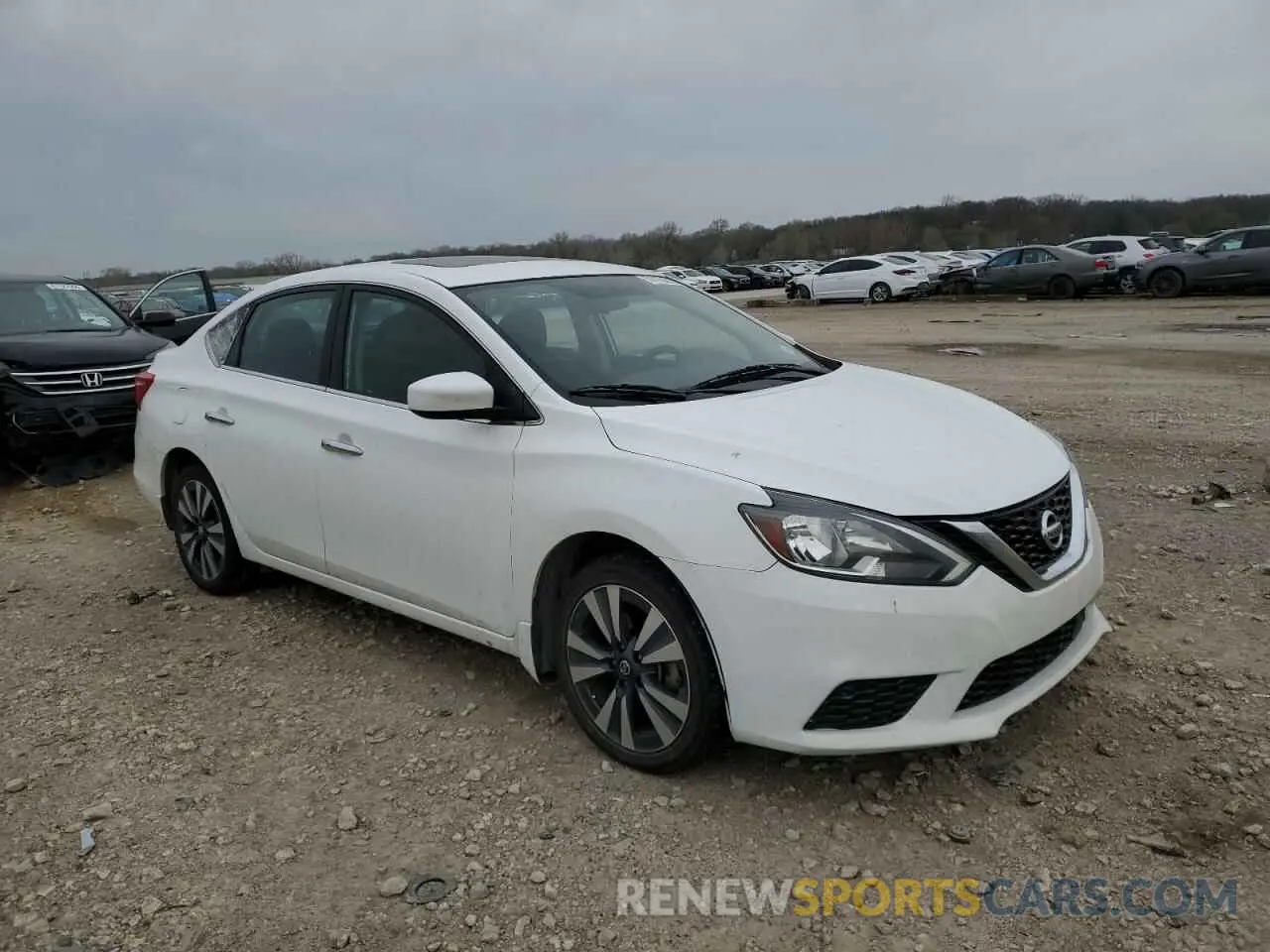 4 Photograph of a damaged car 3N1AB7APXKY261795 NISSAN SENTRA 2019