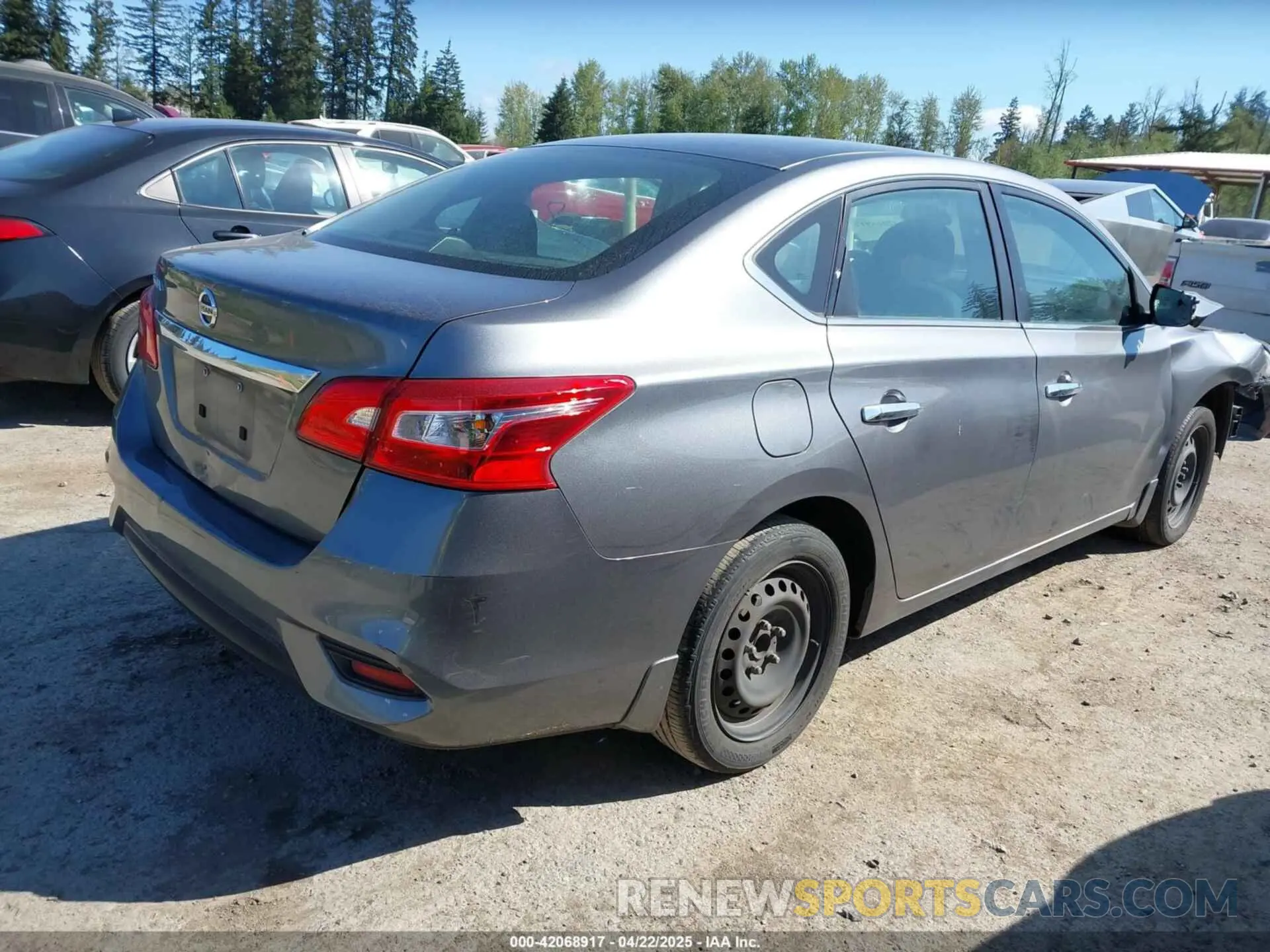 4 Photograph of a damaged car 3N1AB7APXKY287653 NISSAN SENTRA 2019