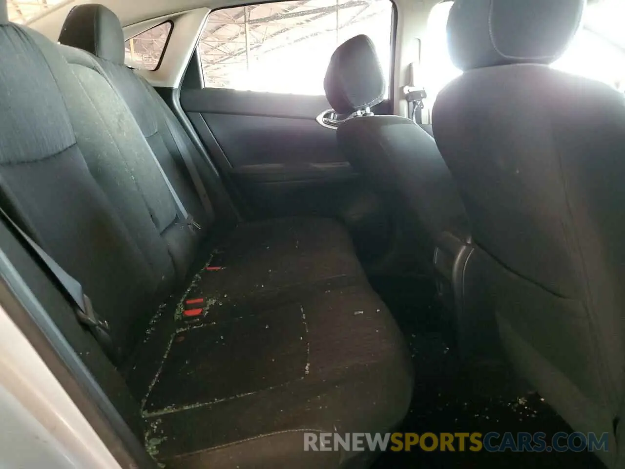 10 Photograph of a damaged car 3N1AB7APXKY293386 NISSAN SENTRA 2019