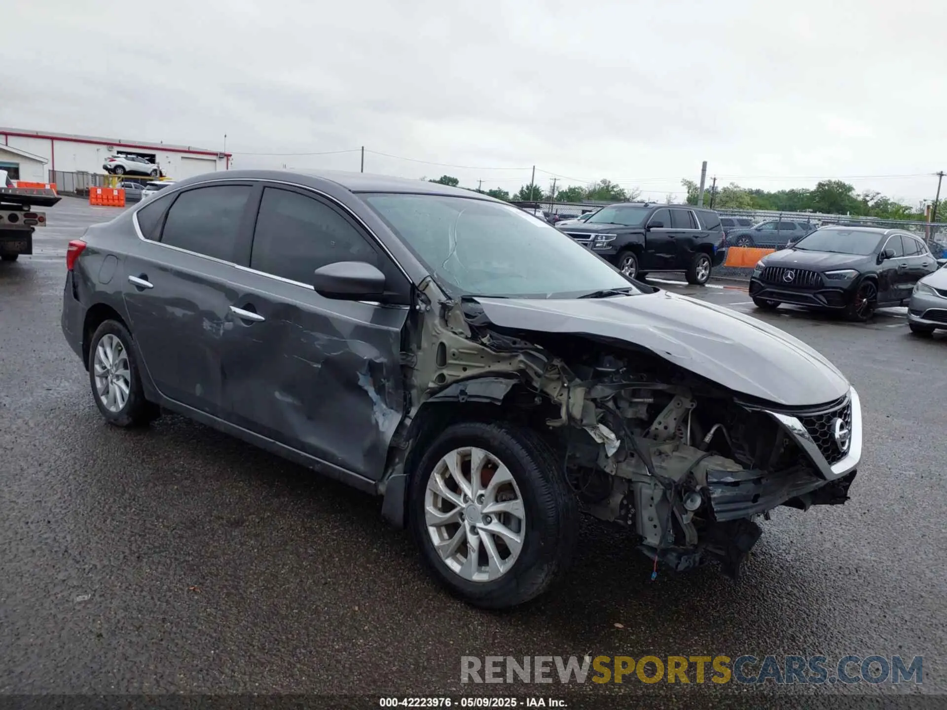 1 Photograph of a damaged car 3N1AB7APXKY295347 NISSAN SENTRA 2019