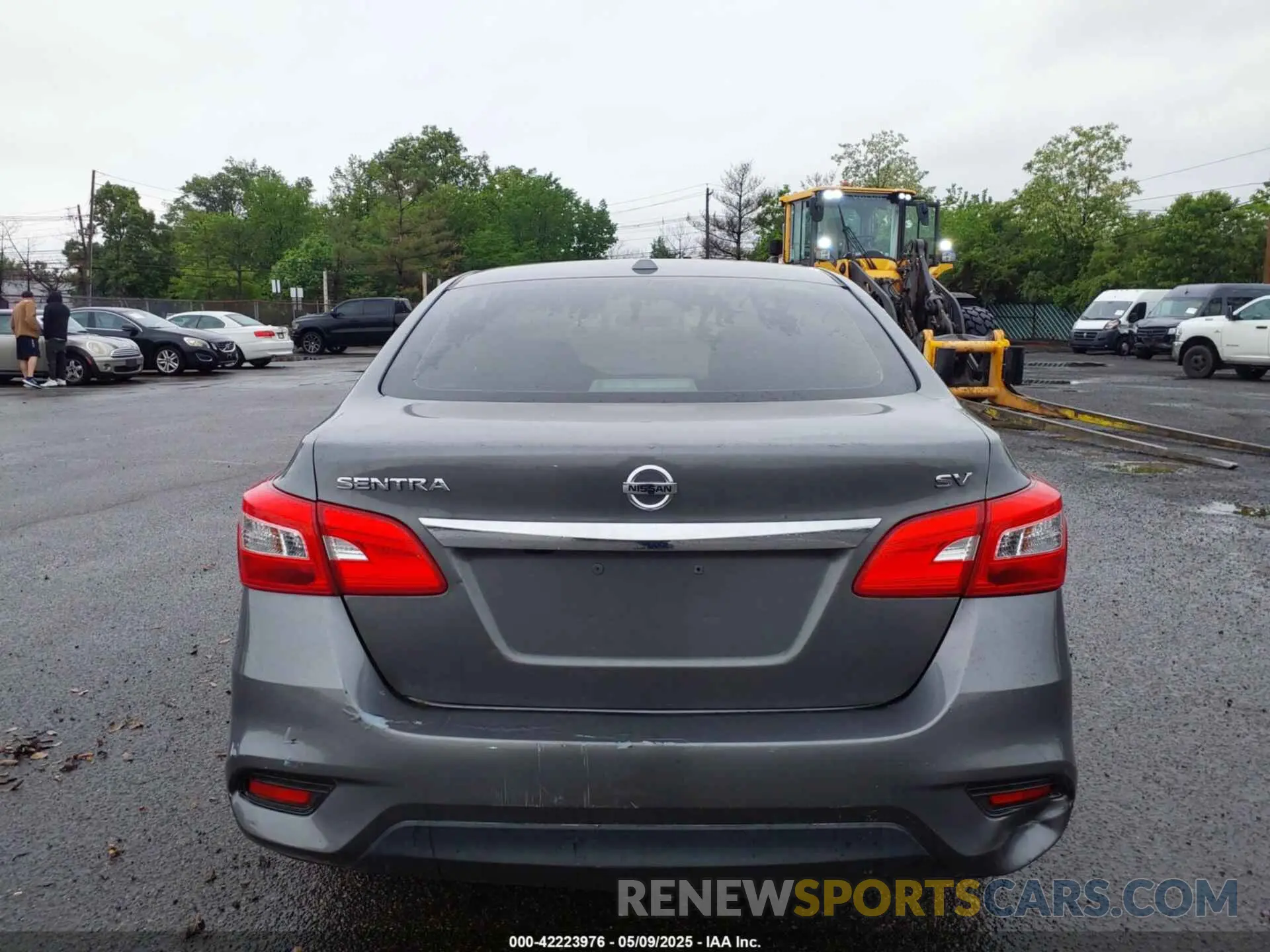 16 Photograph of a damaged car 3N1AB7APXKY295347 NISSAN SENTRA 2019