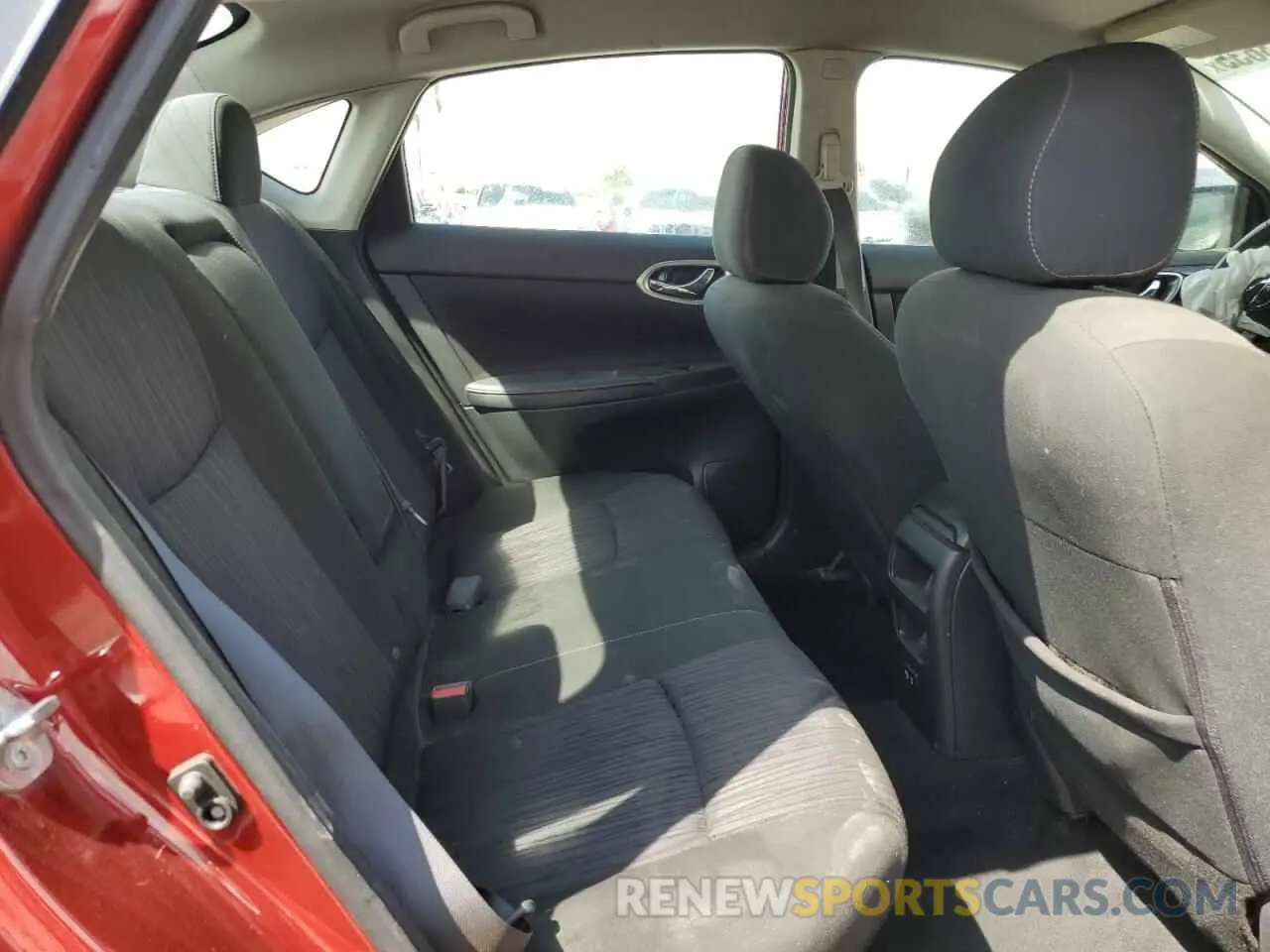 10 Photograph of a damaged car 3N1AB7APXKY297793 NISSAN SENTRA 2019
