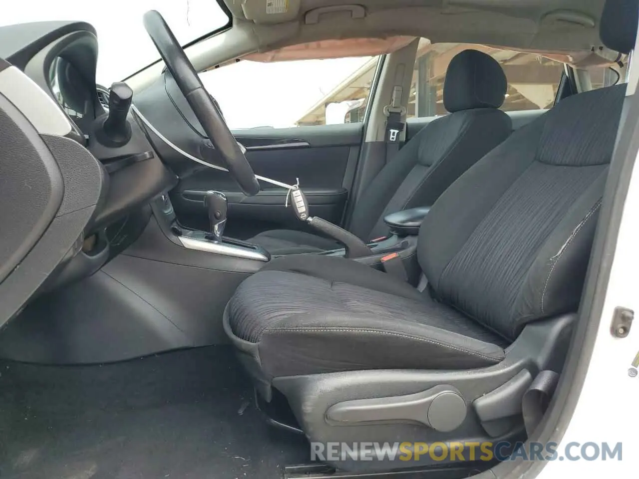 7 Photograph of a damaged car 3N1AB7APXKY303057 NISSAN SENTRA 2019