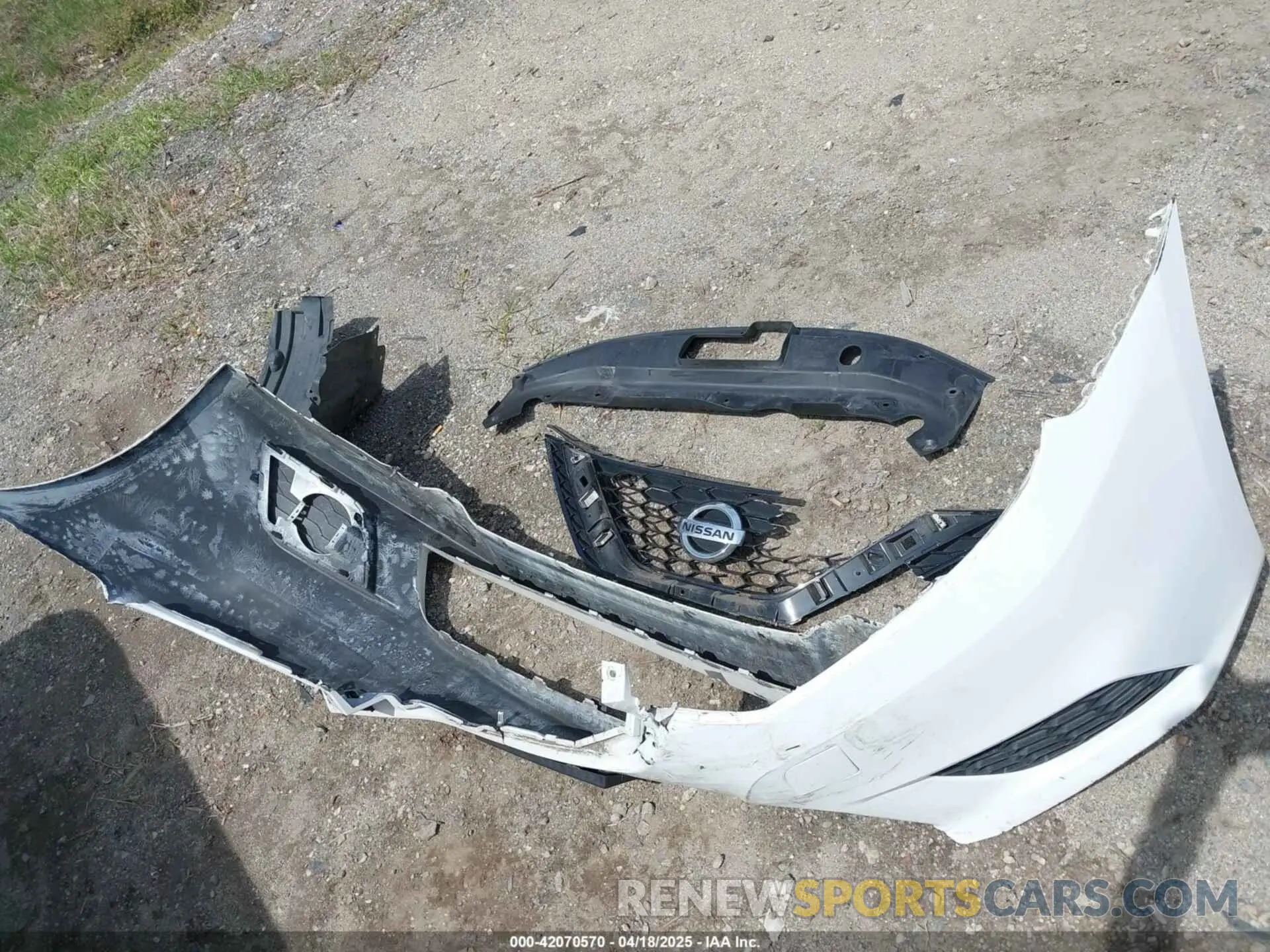 12 Photograph of a damaged car 3N1AB7APXKY308713 NISSAN SENTRA 2019