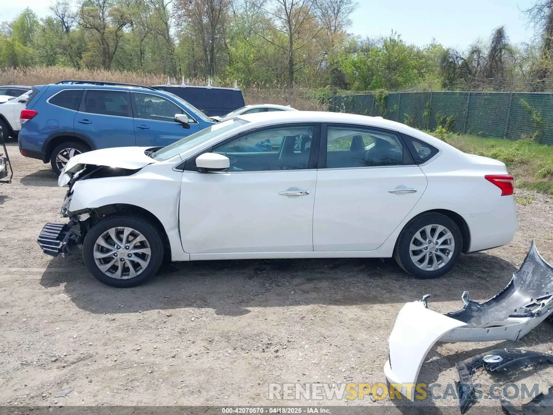 15 Photograph of a damaged car 3N1AB7APXKY308713 NISSAN SENTRA 2019