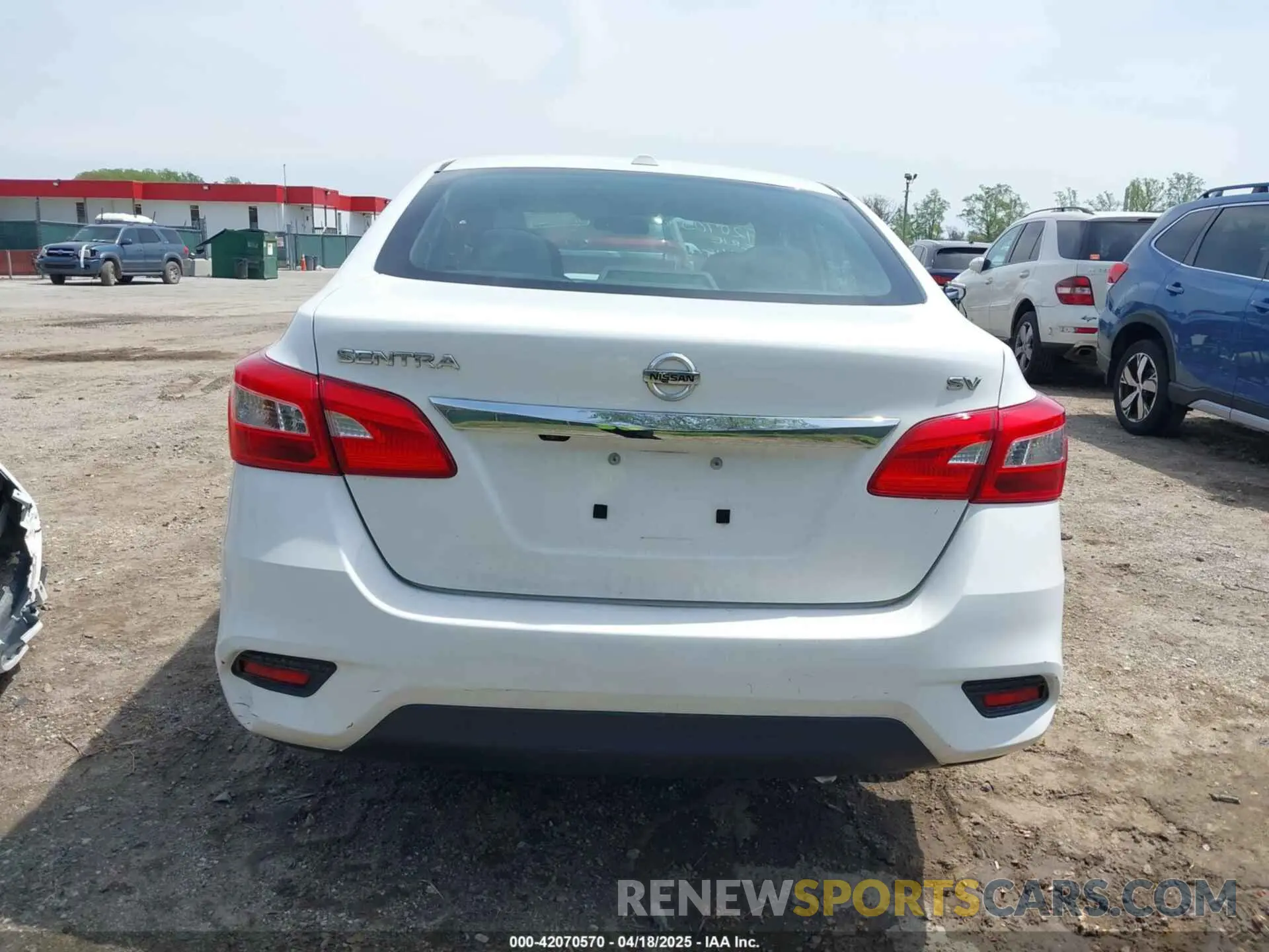 17 Photograph of a damaged car 3N1AB7APXKY308713 NISSAN SENTRA 2019