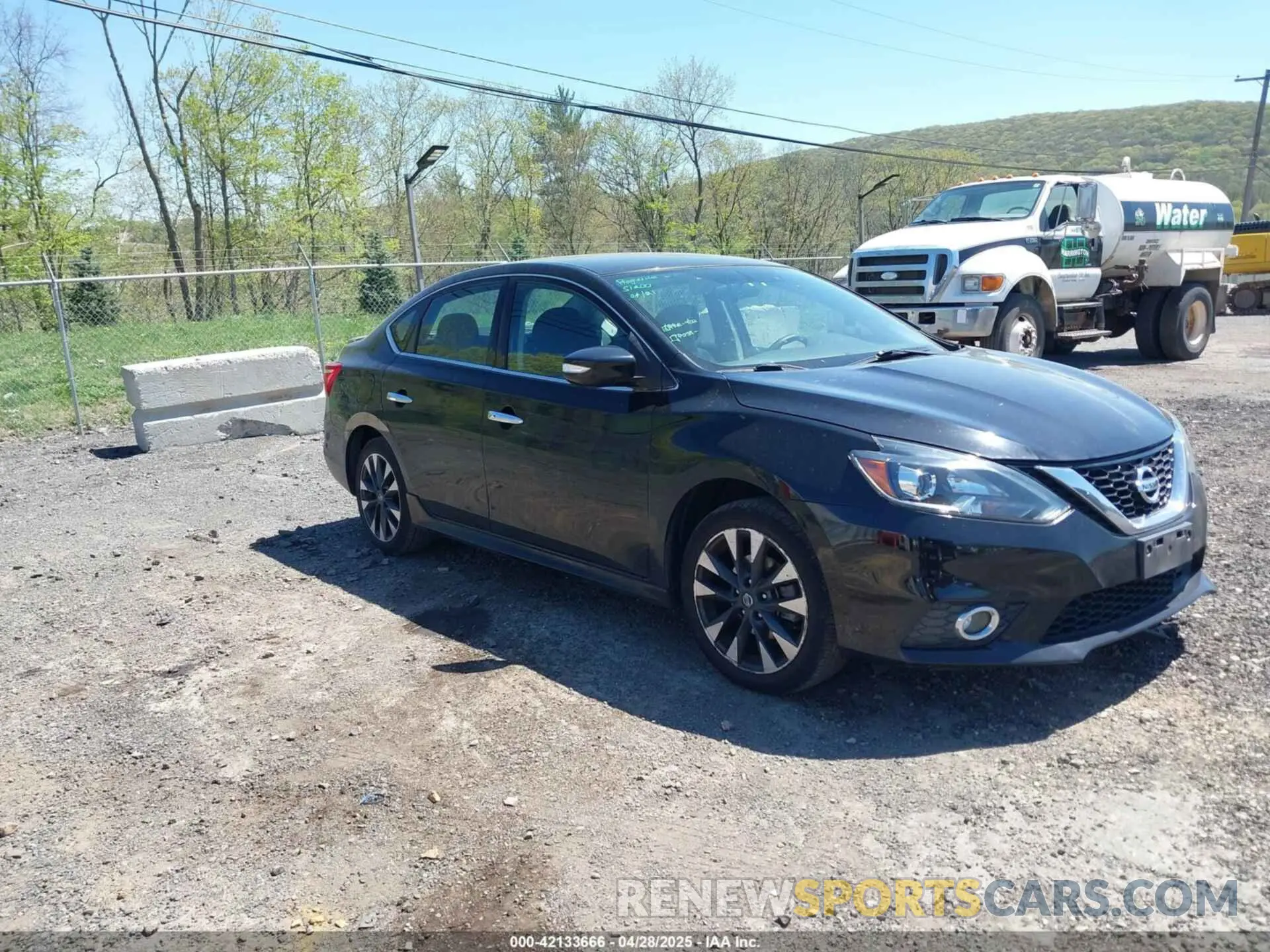 1 Photograph of a damaged car 3N1AB7APXKY313183 NISSAN SENTRA 2019