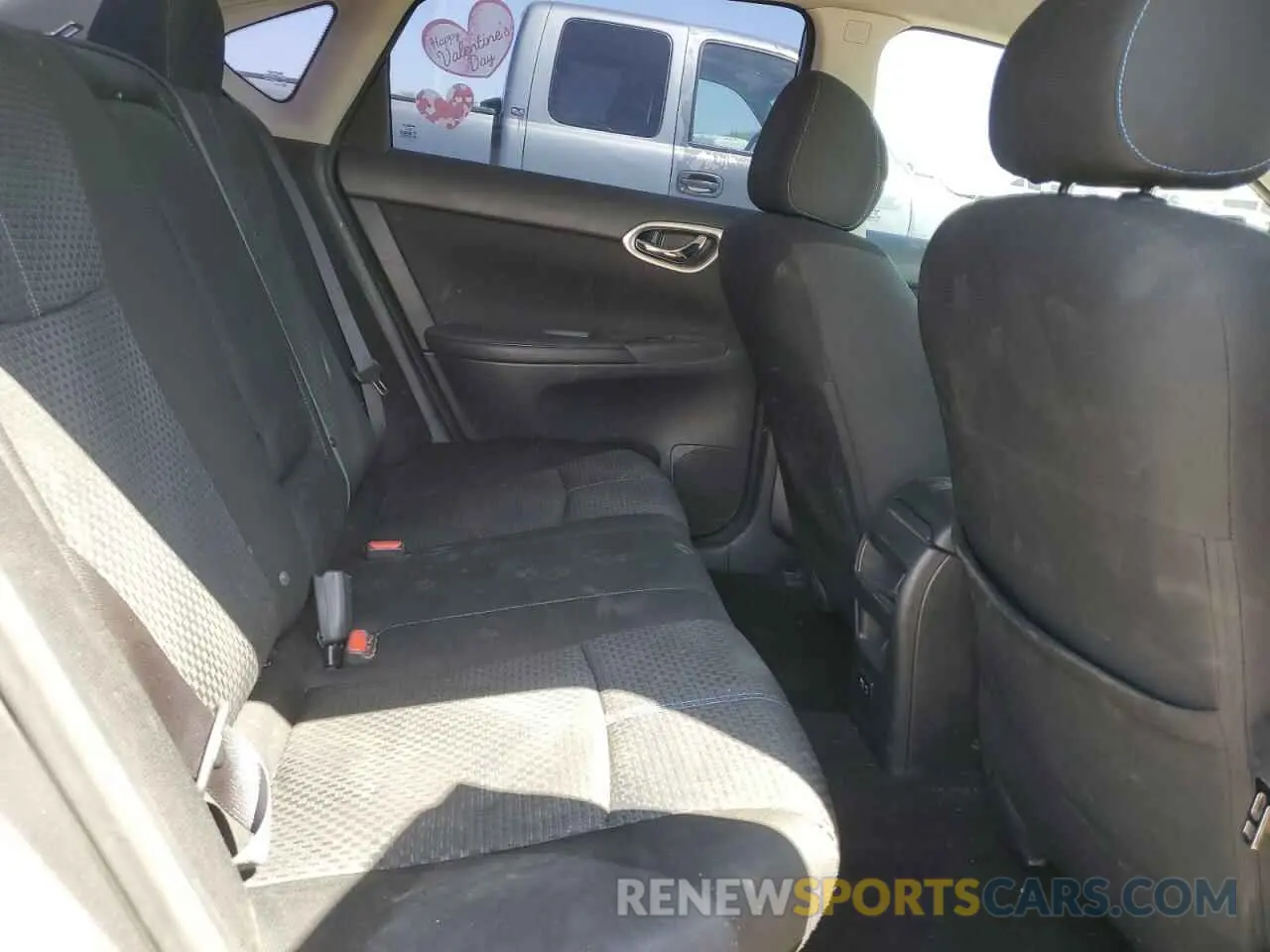 10 Photograph of a damaged car 3N1AB7APXKY318089 NISSAN SENTRA 2019
