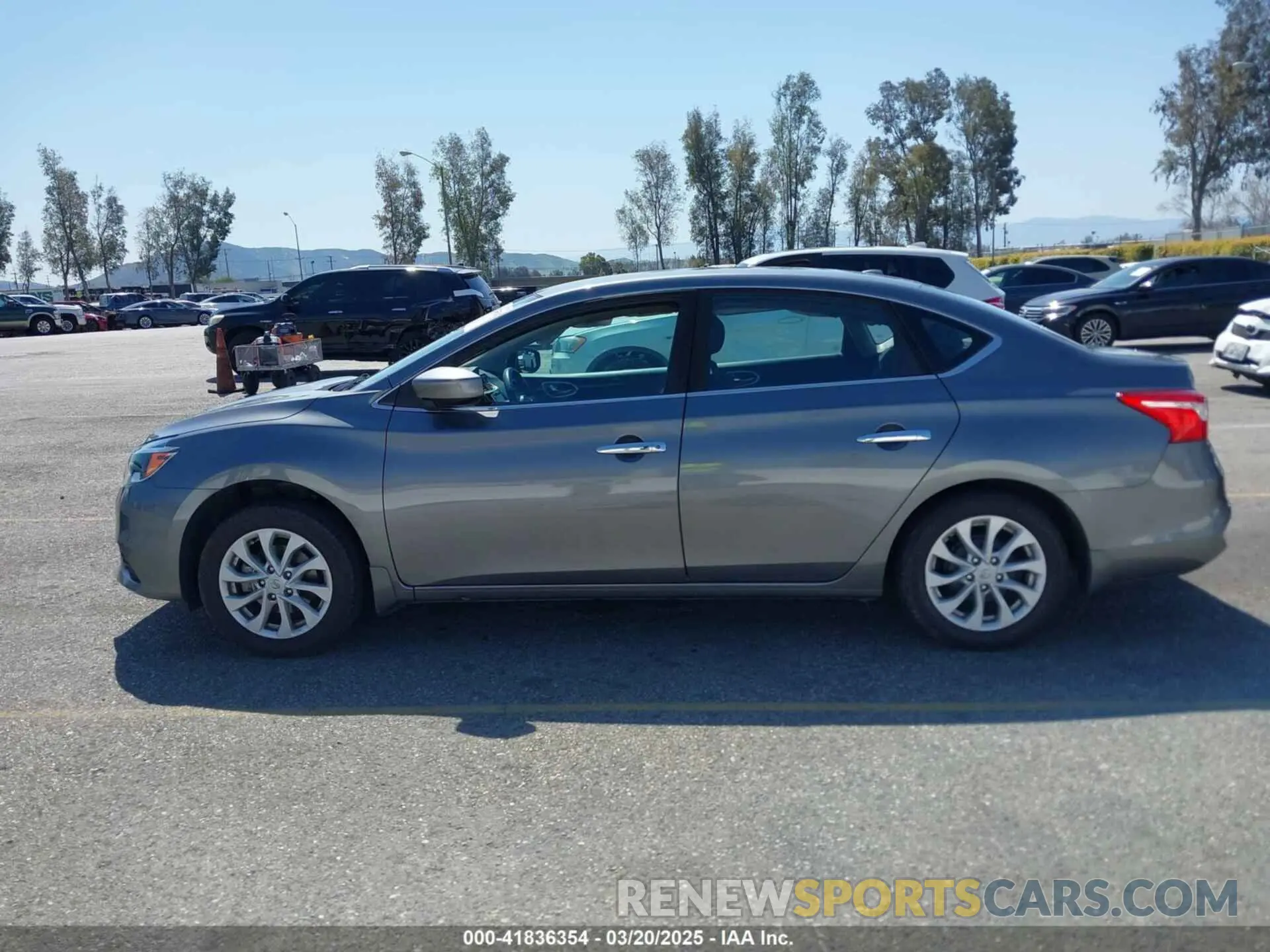 14 Photograph of a damaged car 3N1AB7APXKY324202 NISSAN SENTRA 2019