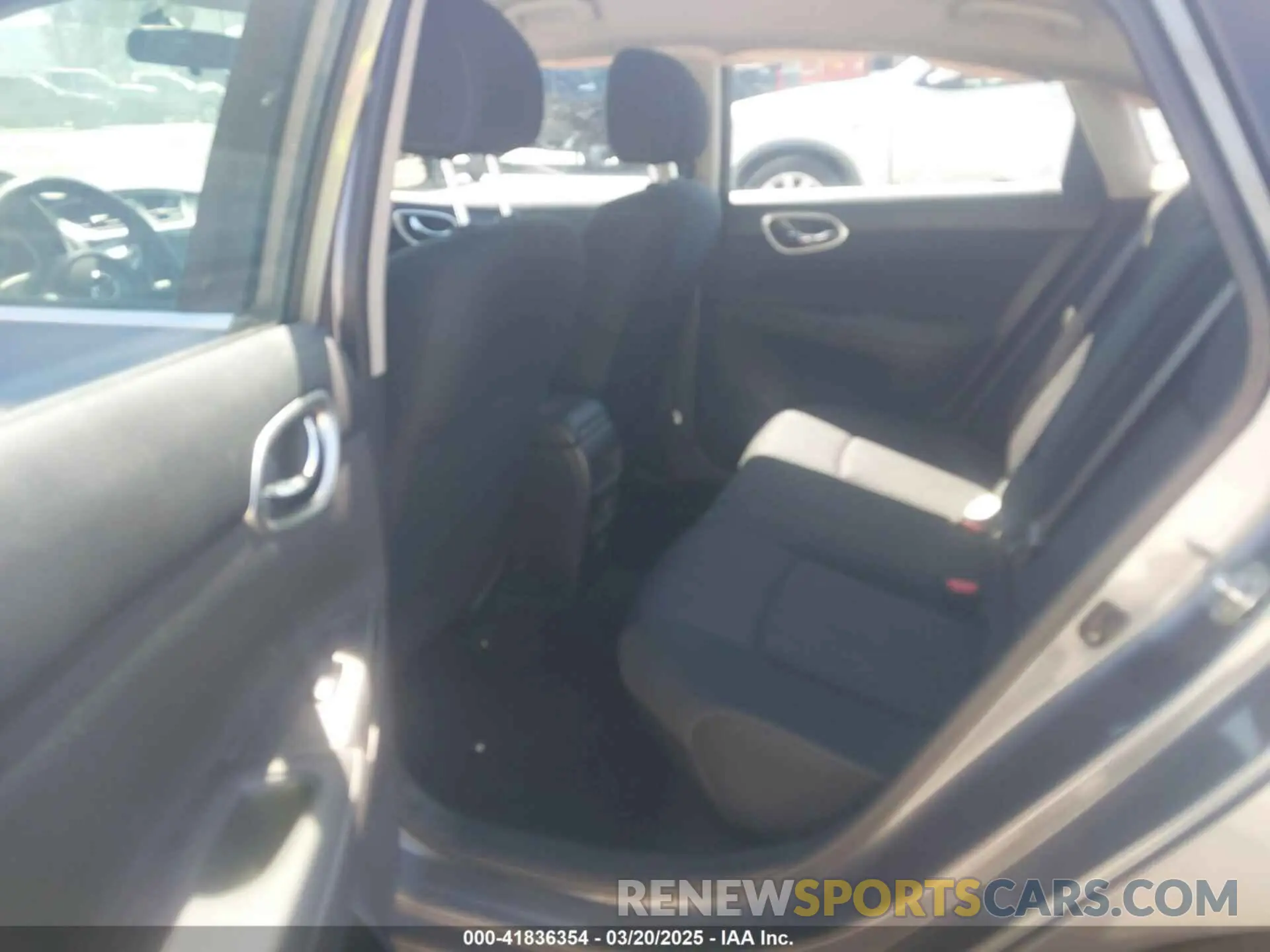 8 Photograph of a damaged car 3N1AB7APXKY324202 NISSAN SENTRA 2019