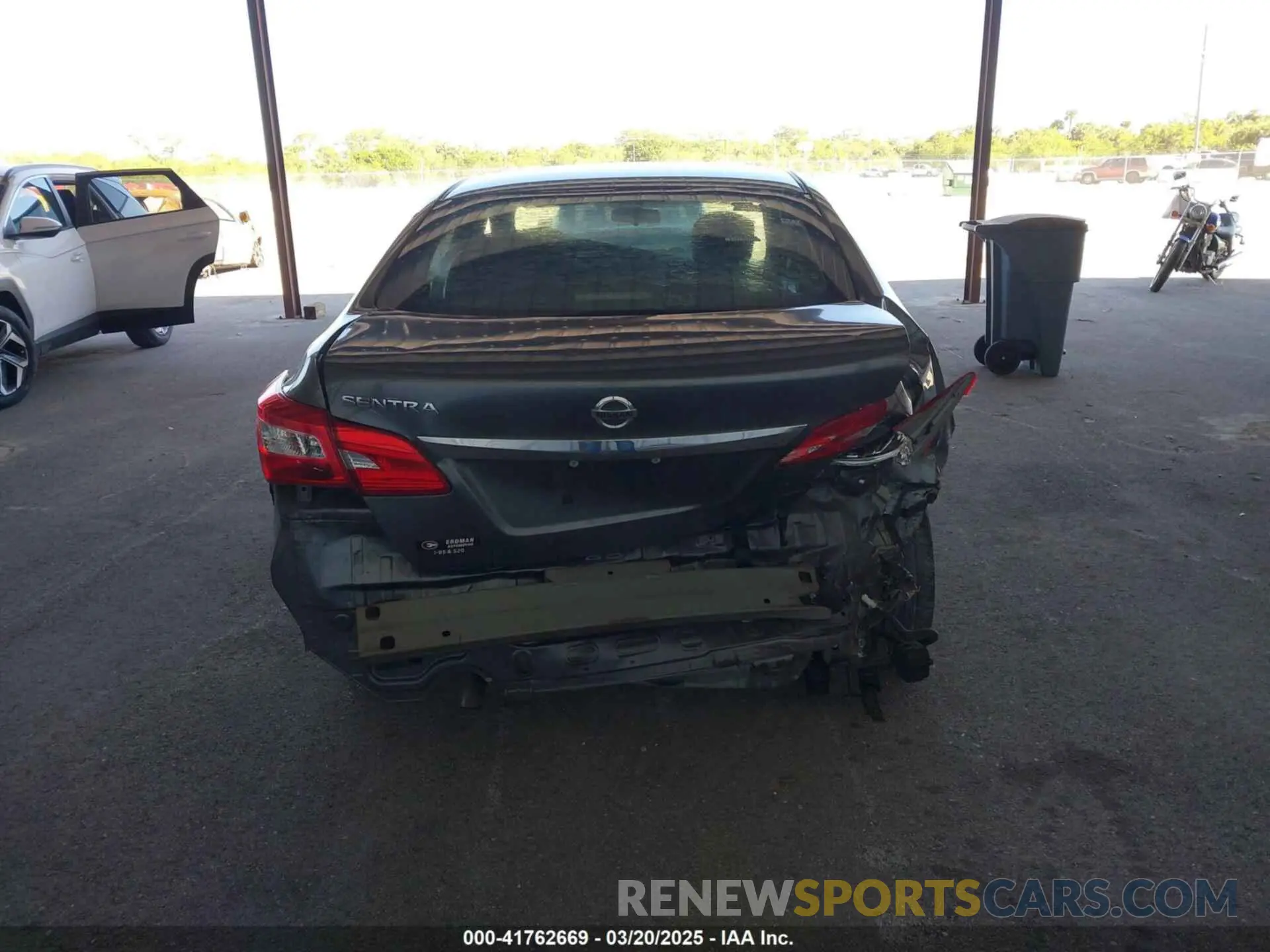 17 Photograph of a damaged car 3N1AB7APXKY330064 NISSAN SENTRA 2019