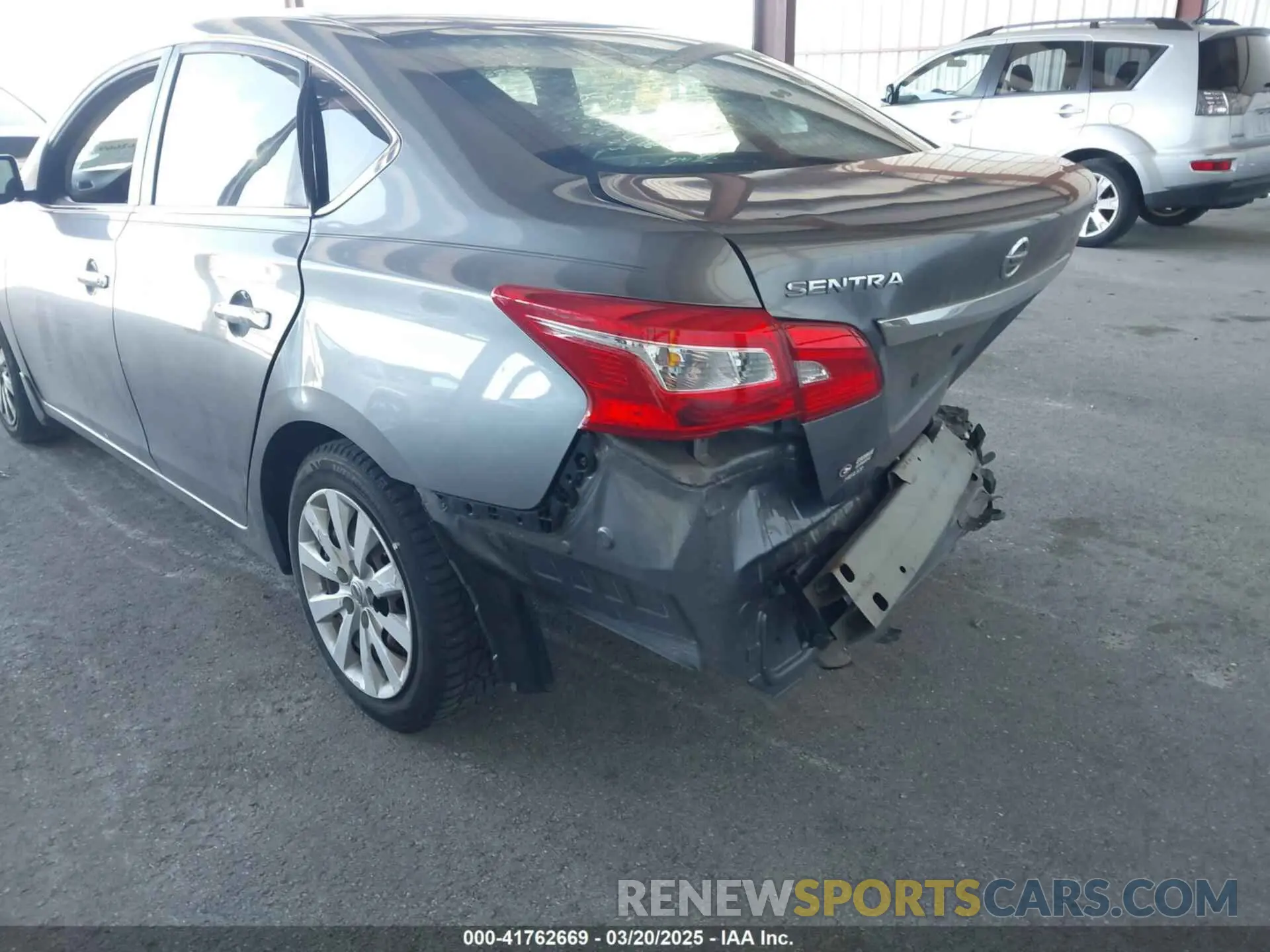 19 Photograph of a damaged car 3N1AB7APXKY330064 NISSAN SENTRA 2019