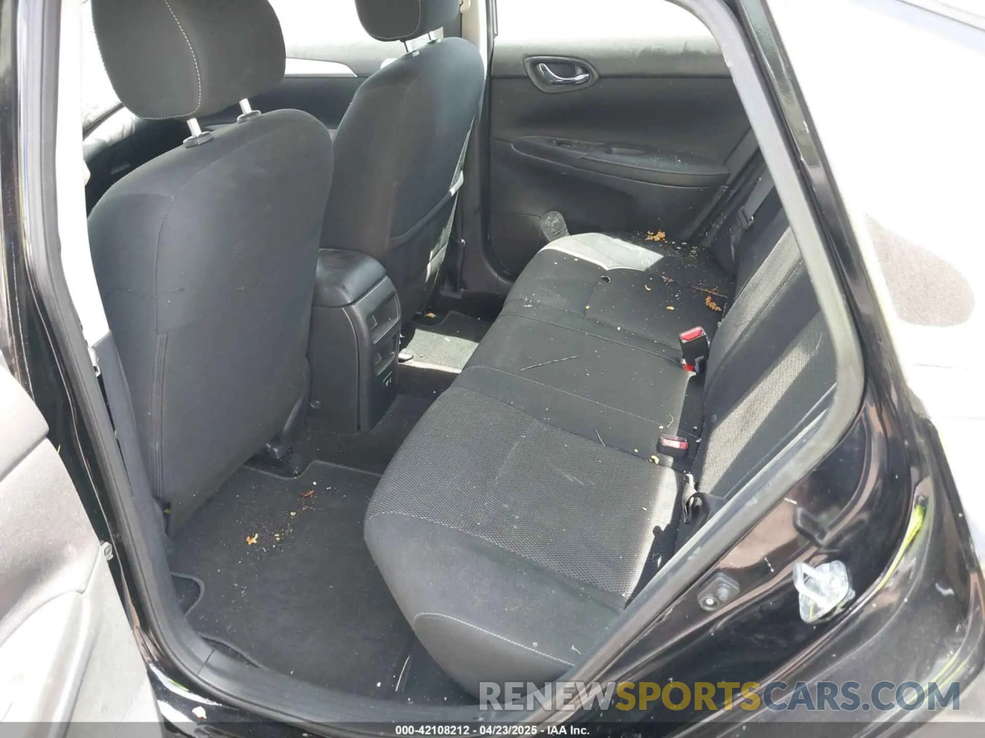 8 Photograph of a damaged car 3N1AB7APXKY331814 NISSAN SENTRA 2019
