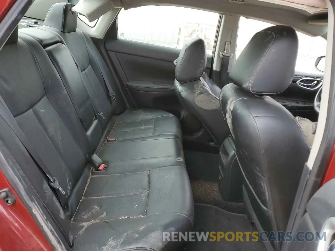 10 Photograph of a damaged car 3N1AB7APXKY333837 NISSAN SENTRA 2019