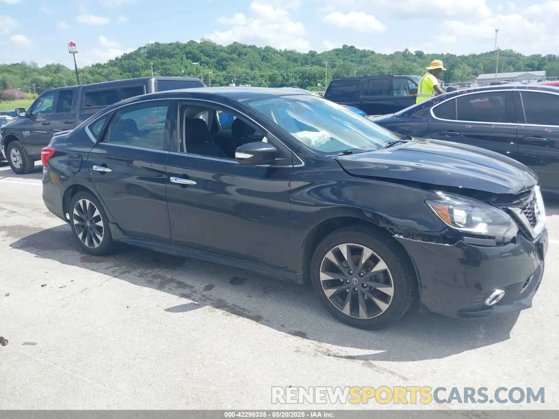 13 Photograph of a damaged car 3N1AB7APXKY353246 NISSAN SENTRA 2019