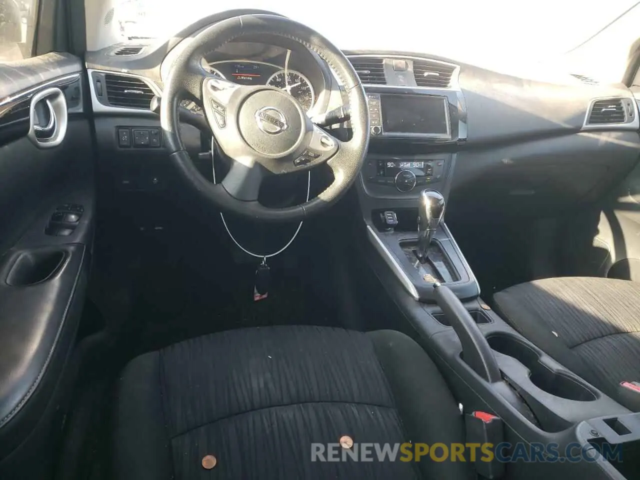 8 Photograph of a damaged car 3N1AB7APXKY358740 NISSAN SENTRA 2019