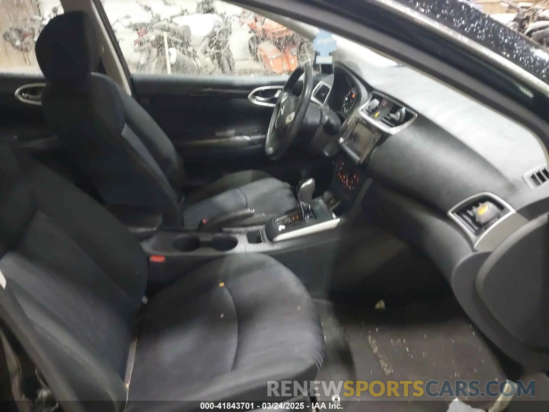 5 Photograph of a damaged car 3N1AB7APXKY365980 NISSAN SENTRA 2019