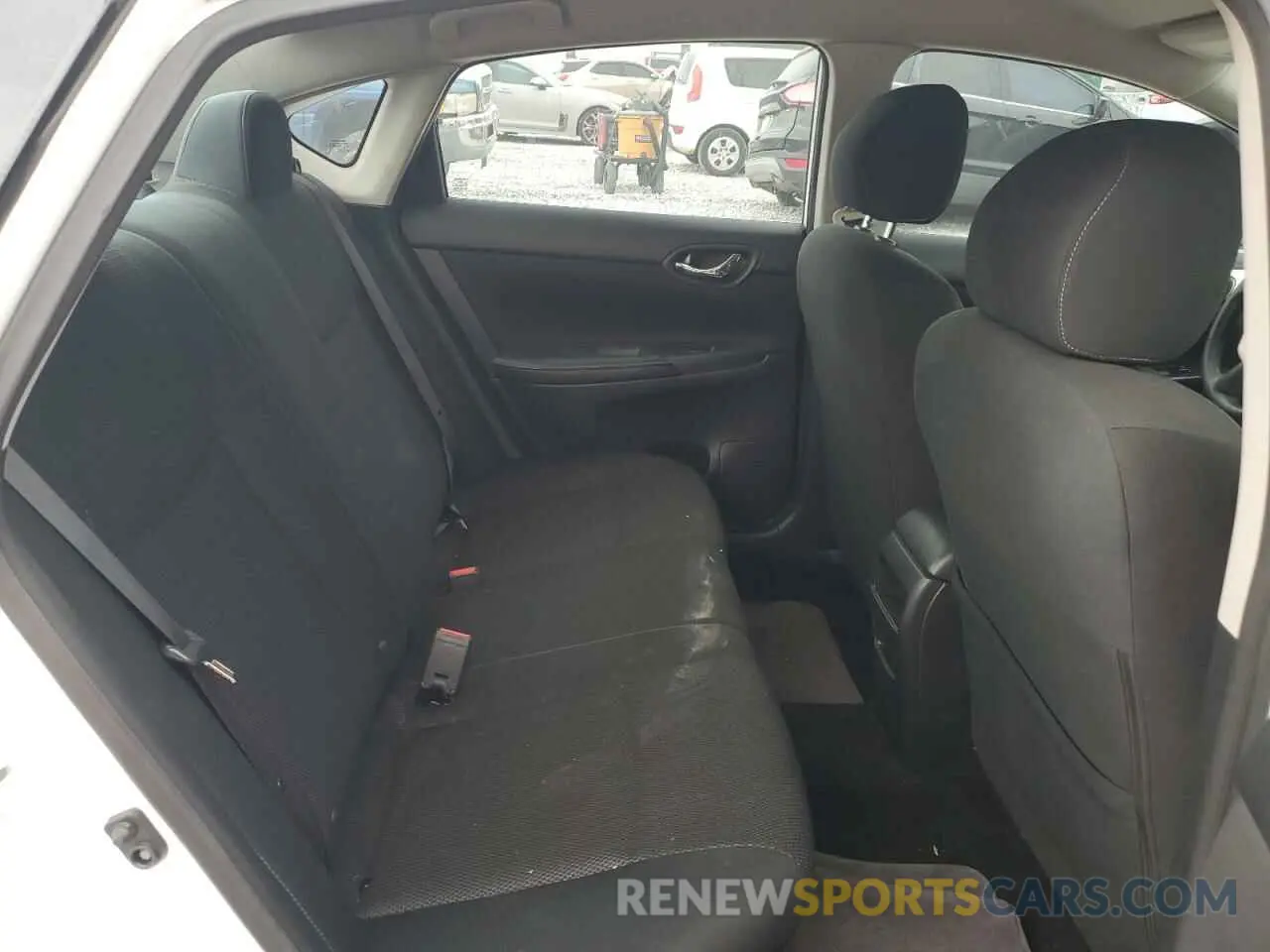 10 Photograph of a damaged car 3N1AB7APXKY367065 NISSAN SENTRA 2019