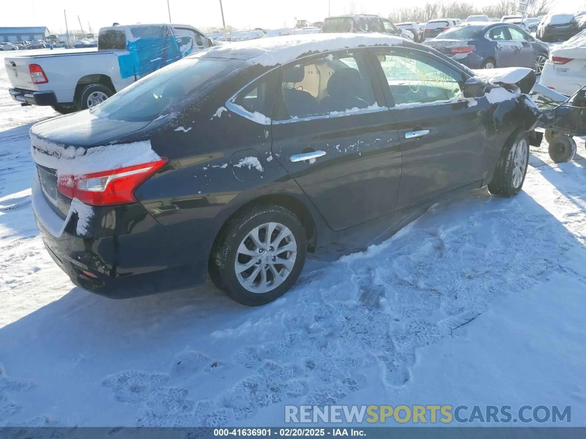 4 Photograph of a damaged car 3N1AB7APXKY367311 NISSAN SENTRA 2019