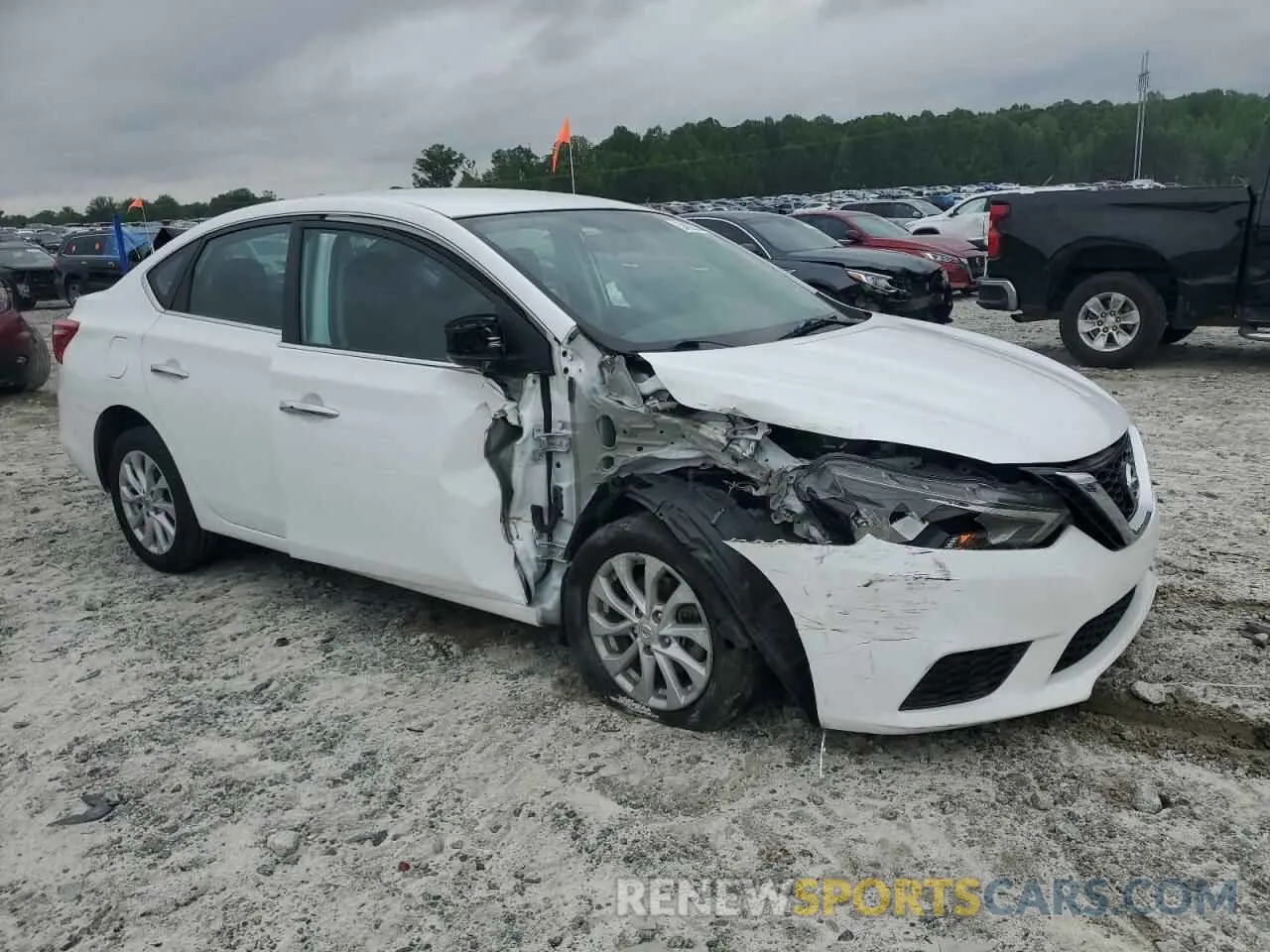 4 Photograph of a damaged car 3N1AB7APXKY379720 NISSAN SENTRA 2019