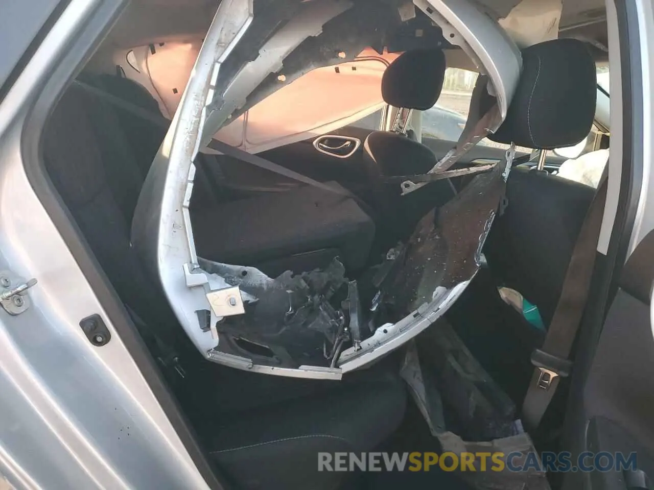 10 Photograph of a damaged car 3N1AB7APXKY394525 NISSAN SENTRA 2019