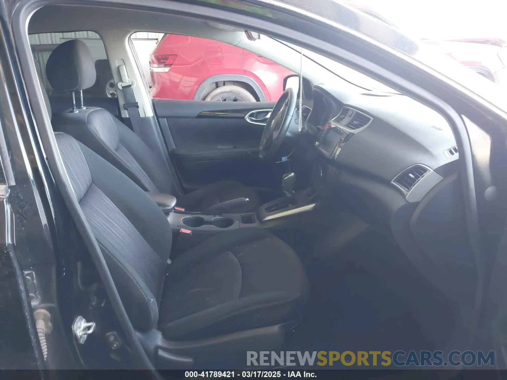 5 Photograph of a damaged car 3N1AB7APXKY398753 NISSAN SENTRA 2019