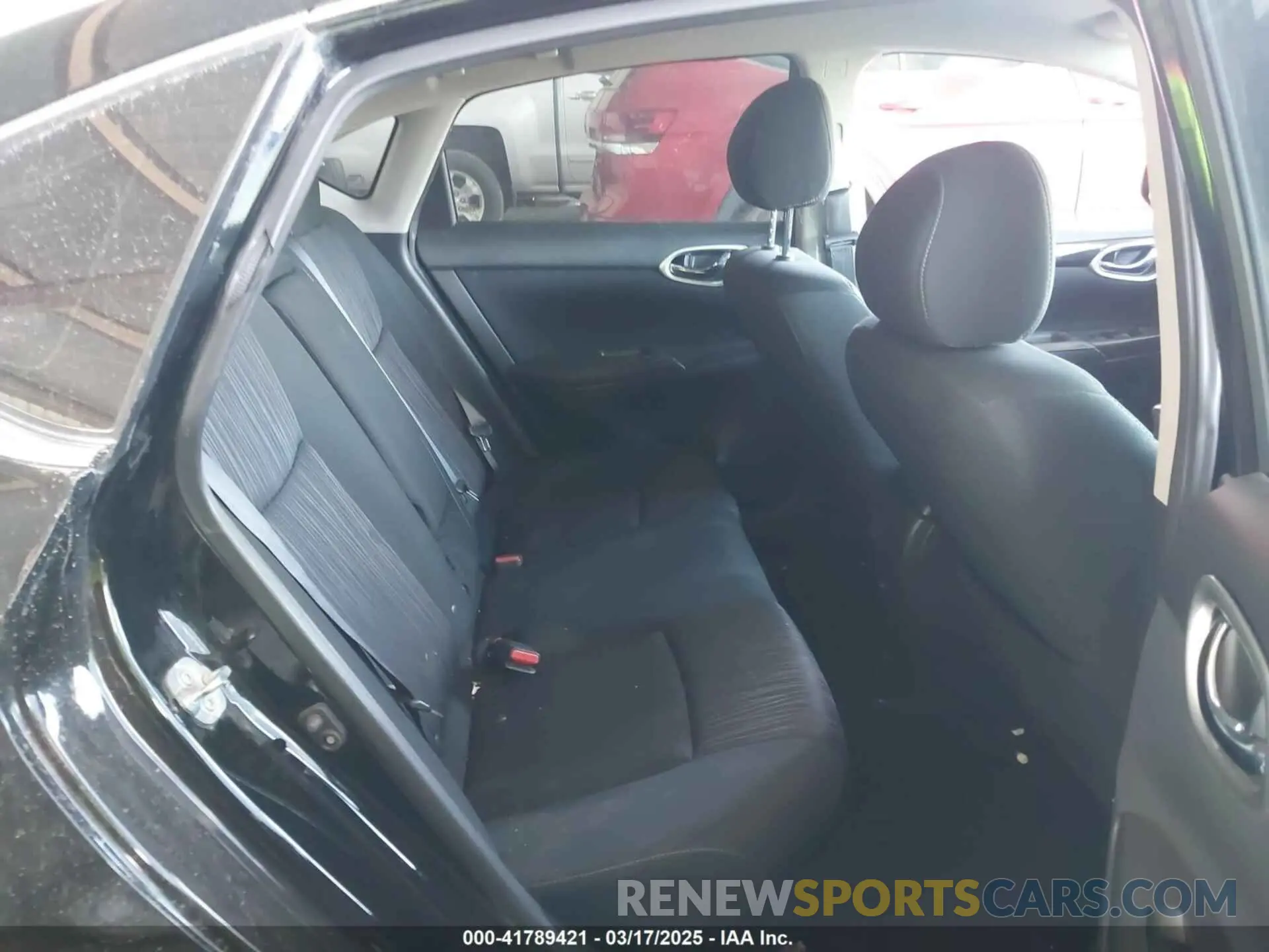 8 Photograph of a damaged car 3N1AB7APXKY398753 NISSAN SENTRA 2019