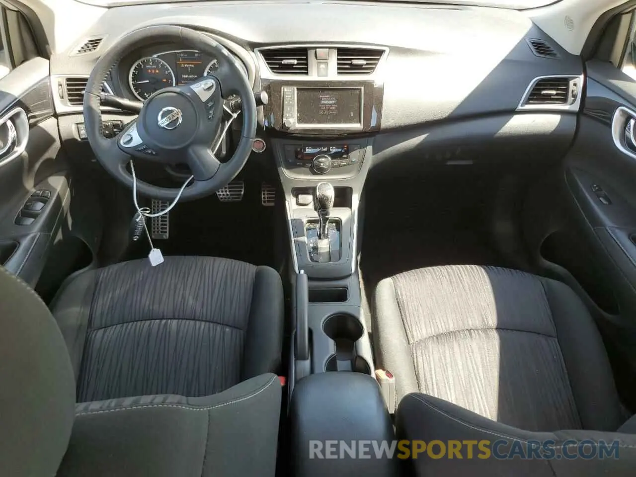 8 Photograph of a damaged car 3N1AB7APXKY400579 NISSAN SENTRA 2019